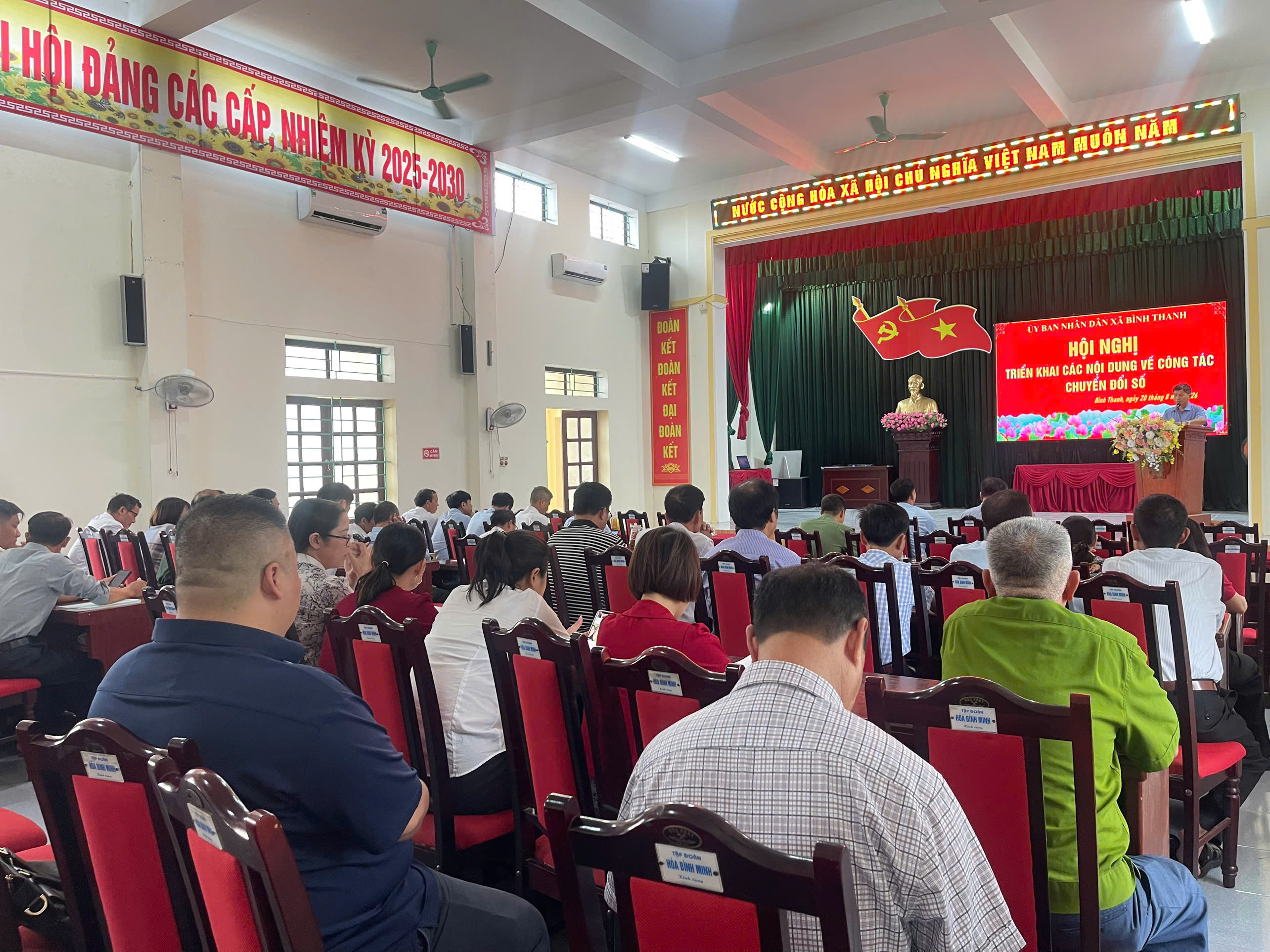 Xã Bình Thanh tổ chức Hội nghị công bố quyết định kiện toàn Ban Chỉ đạo và triển khai nhiệm vụ Đề án 06 của Chính phủ