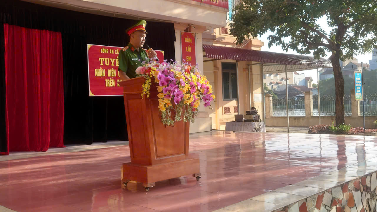 Công an xã Chí Minh tuyên truyền nhận diện các thủ đoạn lừa đảo trên không gian mạng