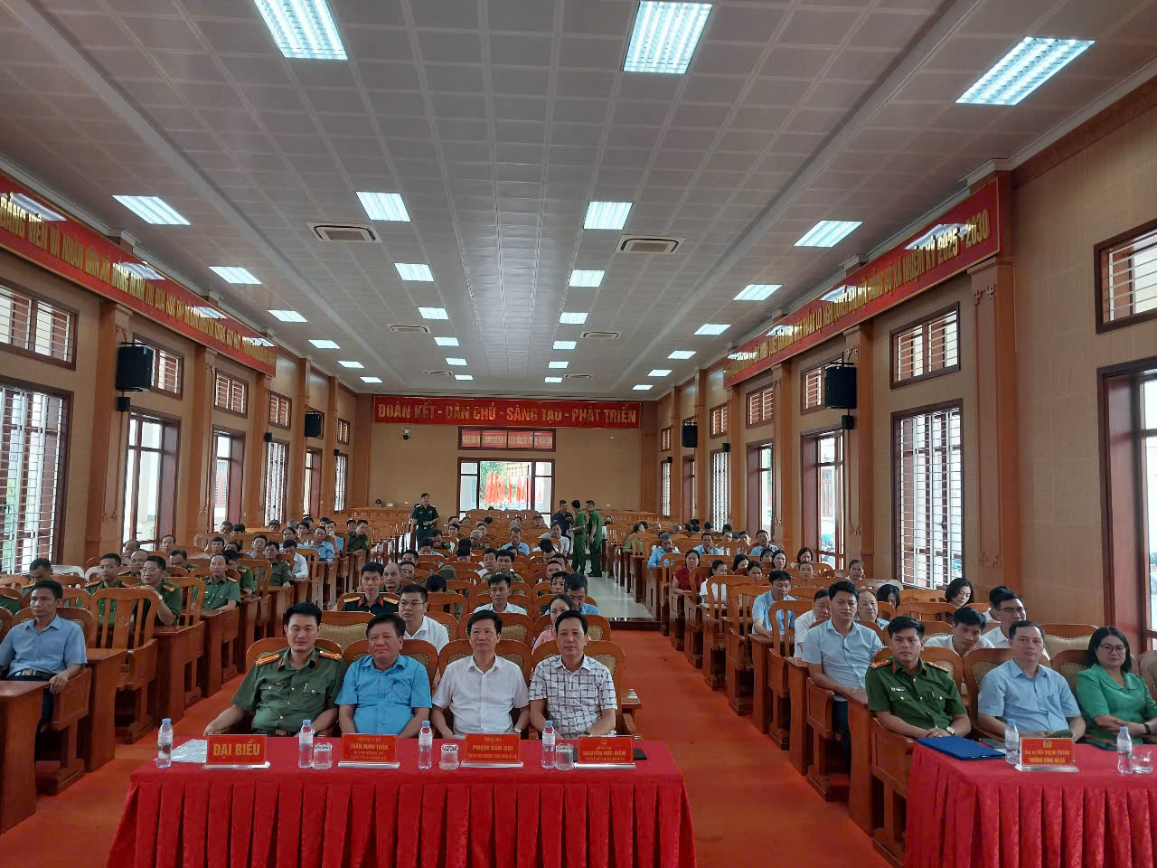Công an xã Hồng Minh: Phát huy vai trò nòng cốt trong phong trào toàn dân bảo vệ an ninh Tổ quốc