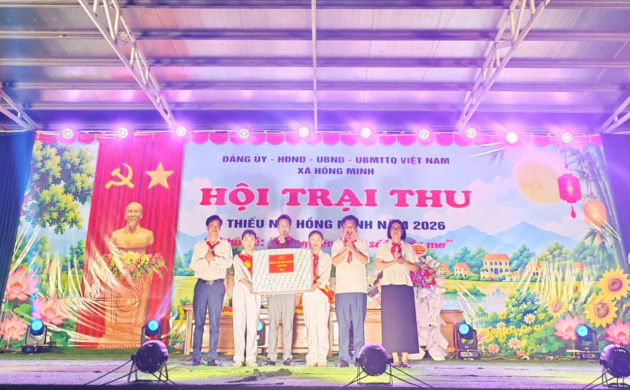 Công an xã Hồng Minh chủ động bảo đảm ANTT đêm hội  “Lồng đèn thắp sáng ước mơ – Nơi tuổi thơ được tỏa sáng”