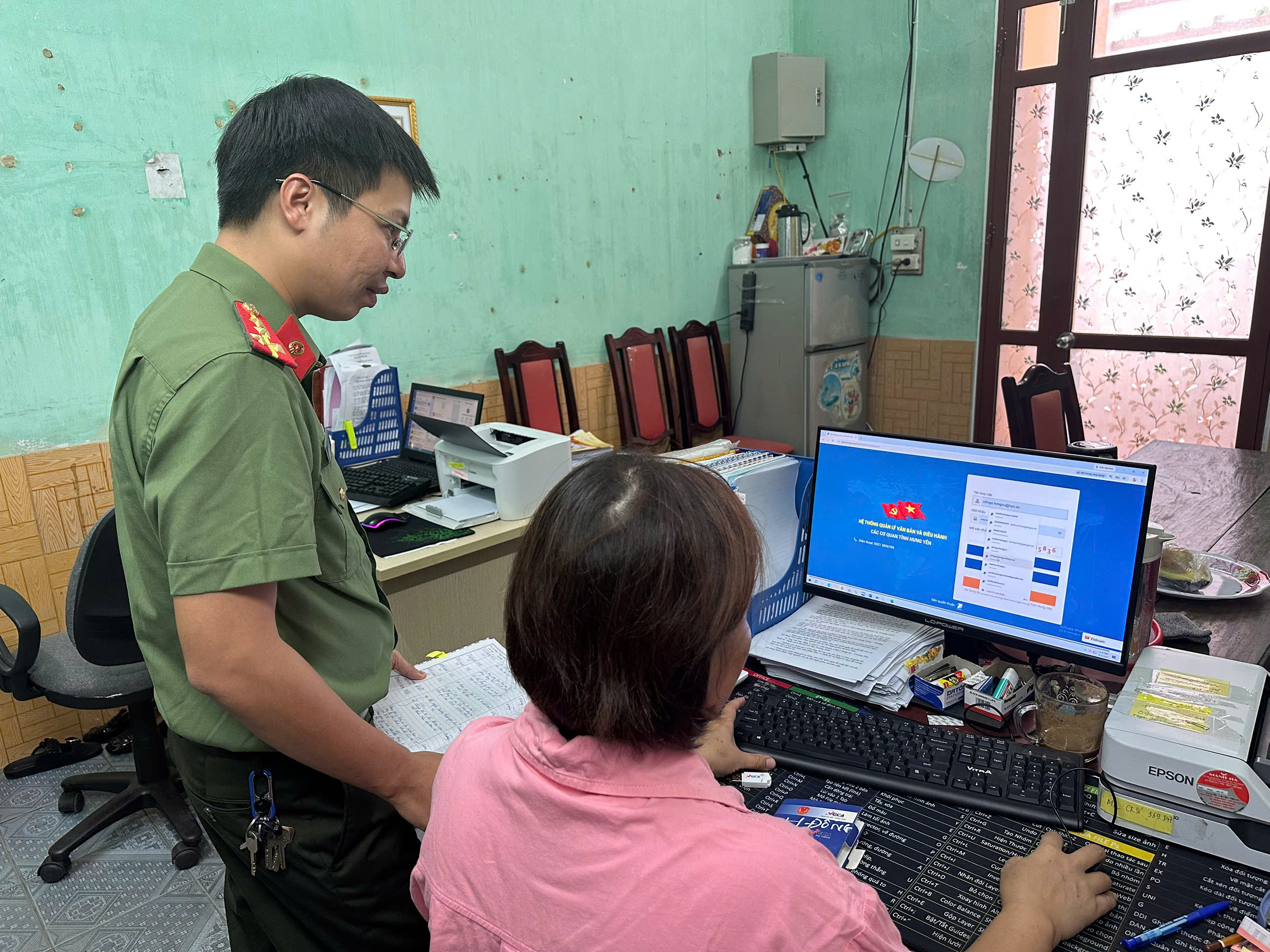 Công an xã Hồng Vũ tăng cường các giải pháp bảo vệ bí mật nhà nước, góp phần giữ vững an ninh, trật tự trên địa bàn.