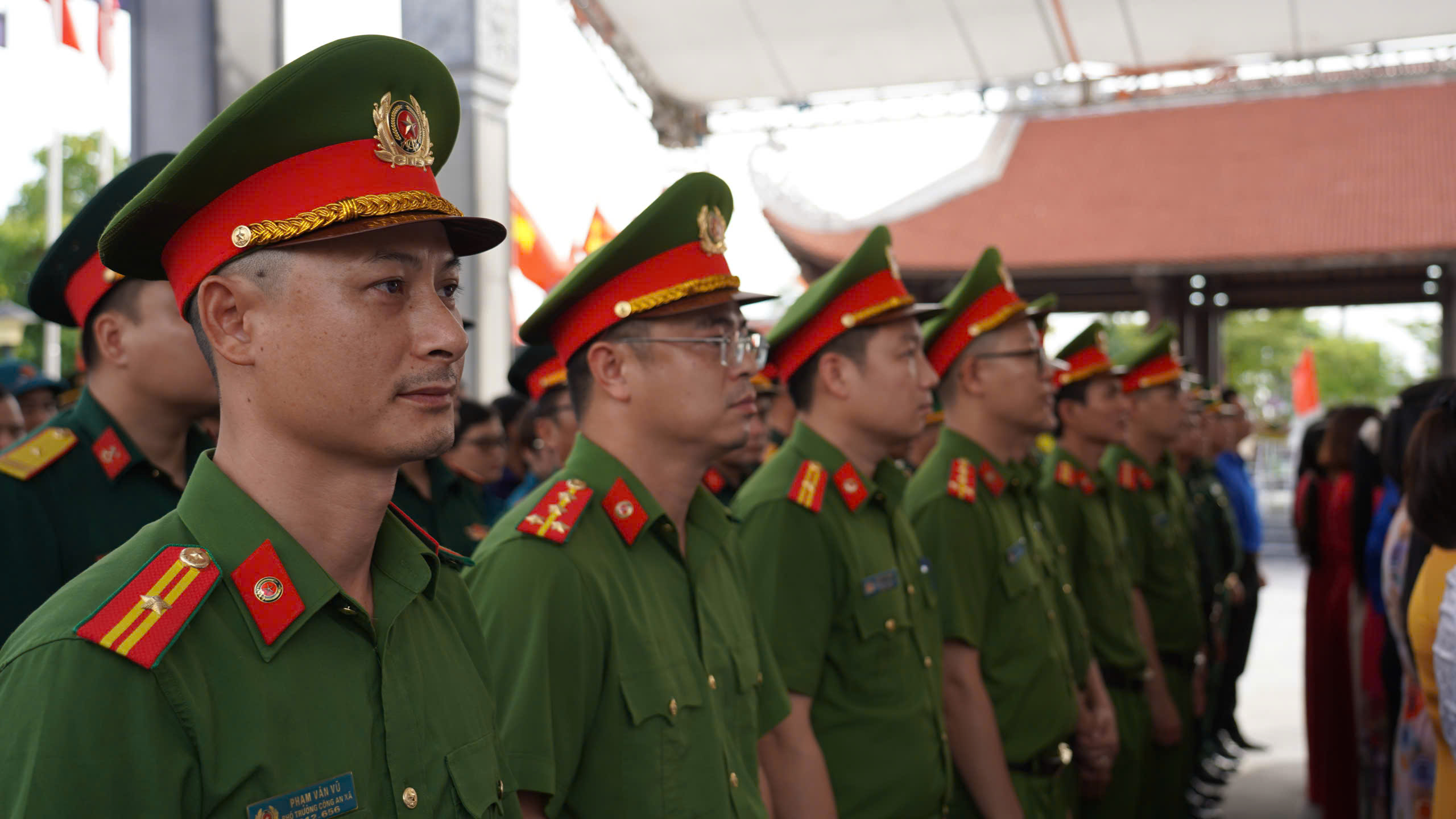 Công an xã Nam Cường bảo đảm an ninh, trật tự Lễ giỗ Chủ tịch Hồ Chí Minh lần thứ 57 năm 2026 tại Di tích lịch sử Quốc gia Khu lưu niệm Chủ tịch Hồ Chí Minh.