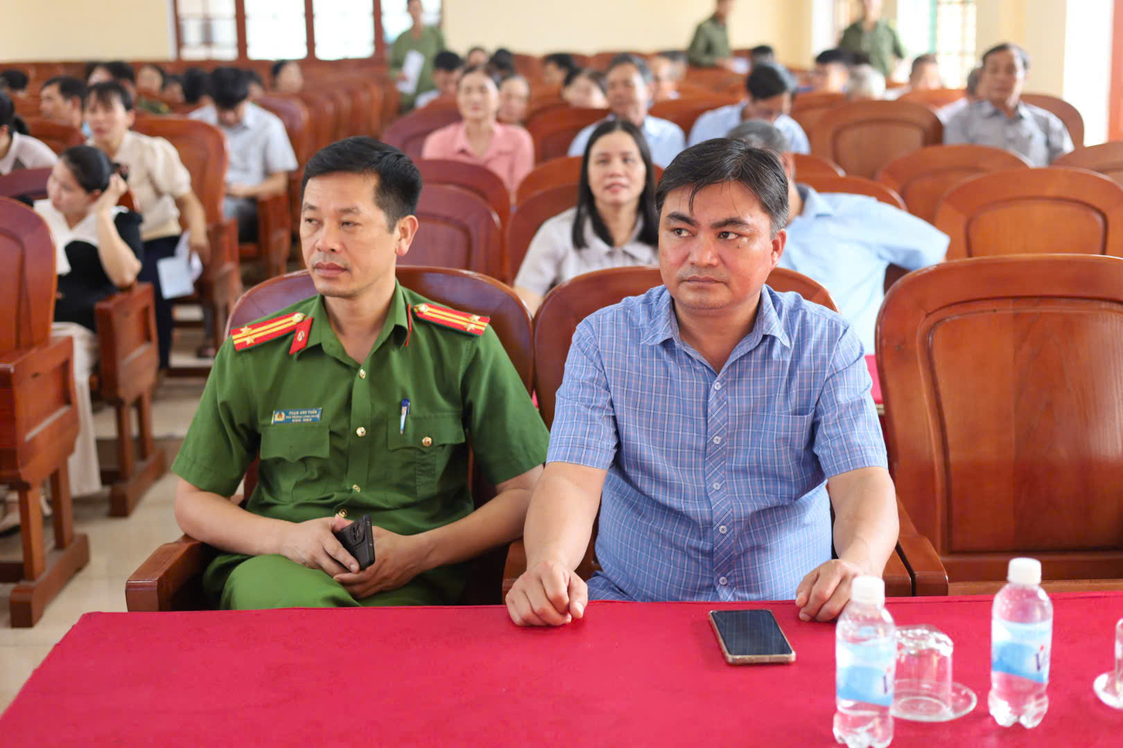 Công an xã Nam Tiền Hải phối hợp tham mưu giải đáp chính sách bảo hiểm xã hội cho lực lượng tham gia bảo vệ an ninh, trật tự ở cơ sở