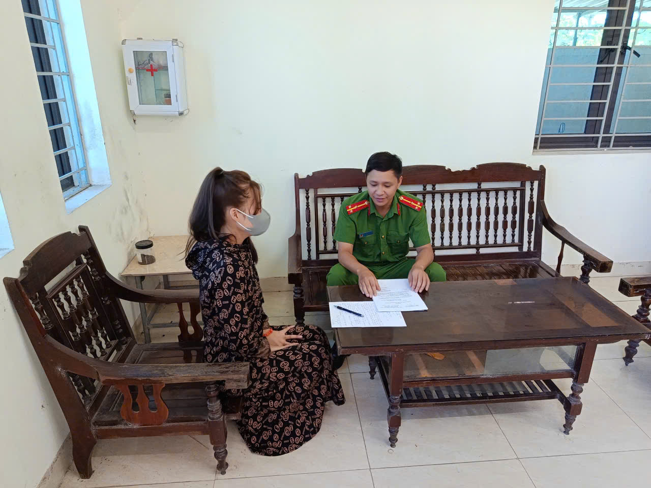 Công an xã Quang Lịch tăng cường quản lý, hỗ trợ người chấp hành xong án phạt tù tái hòa nhập cộng đồng