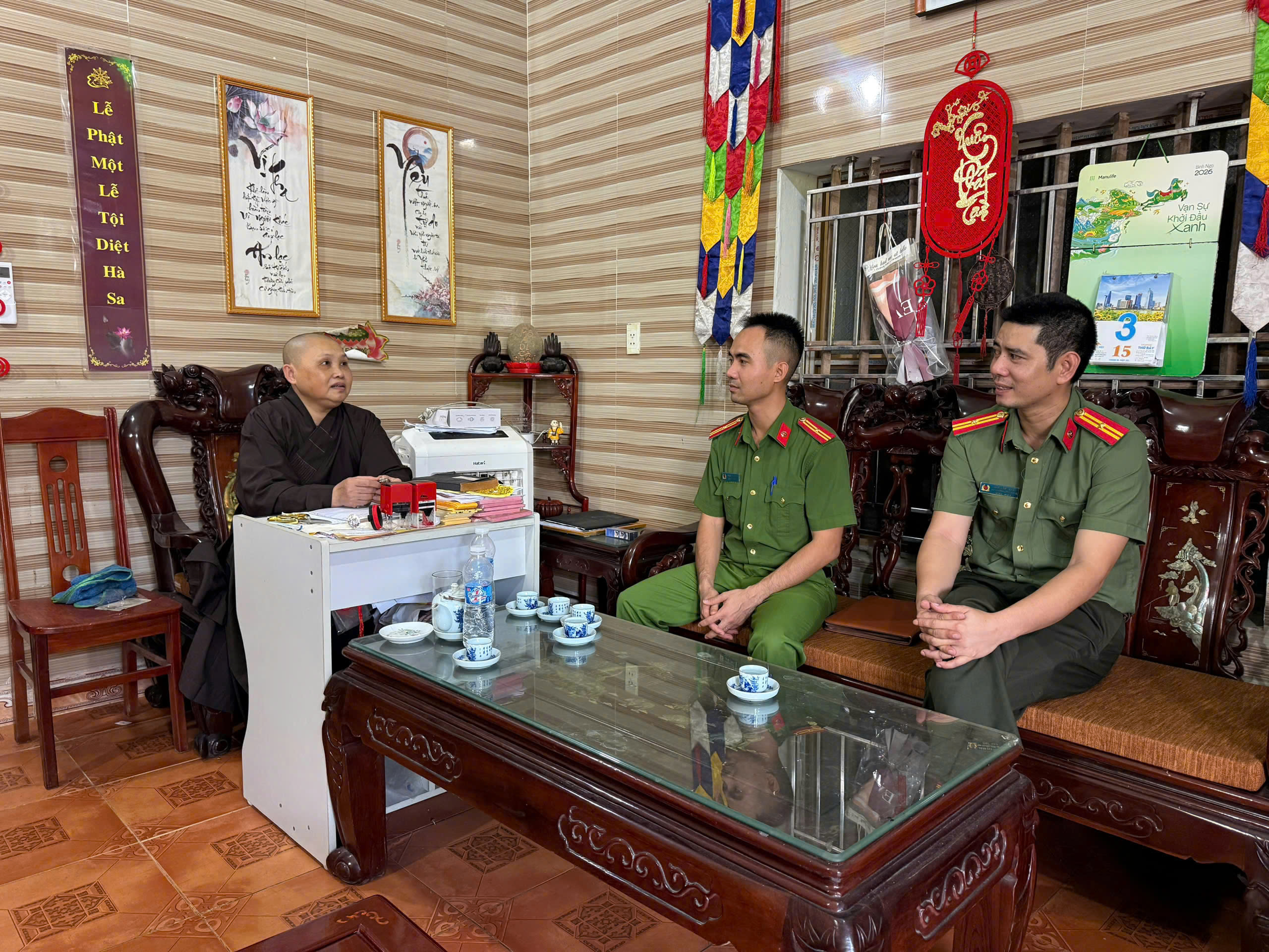 Công an xã Tân Thuận chủ động nắm tình hình, tăng cường bảo đảm an ninh trật tự tại các cơ sở Phật giáo trong dịp lễ Vu Lan năm 2026
