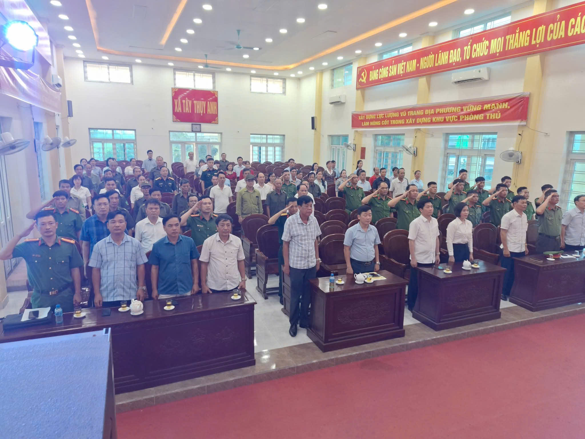 Xã Tây Thụy Anh tổ chức Lễ kỷ niệm 81 năm Ngày truyền thống Công an nhân dân và 21 năm Ngày hội Toàn dân bảo vệ an ninh Tổ quốc