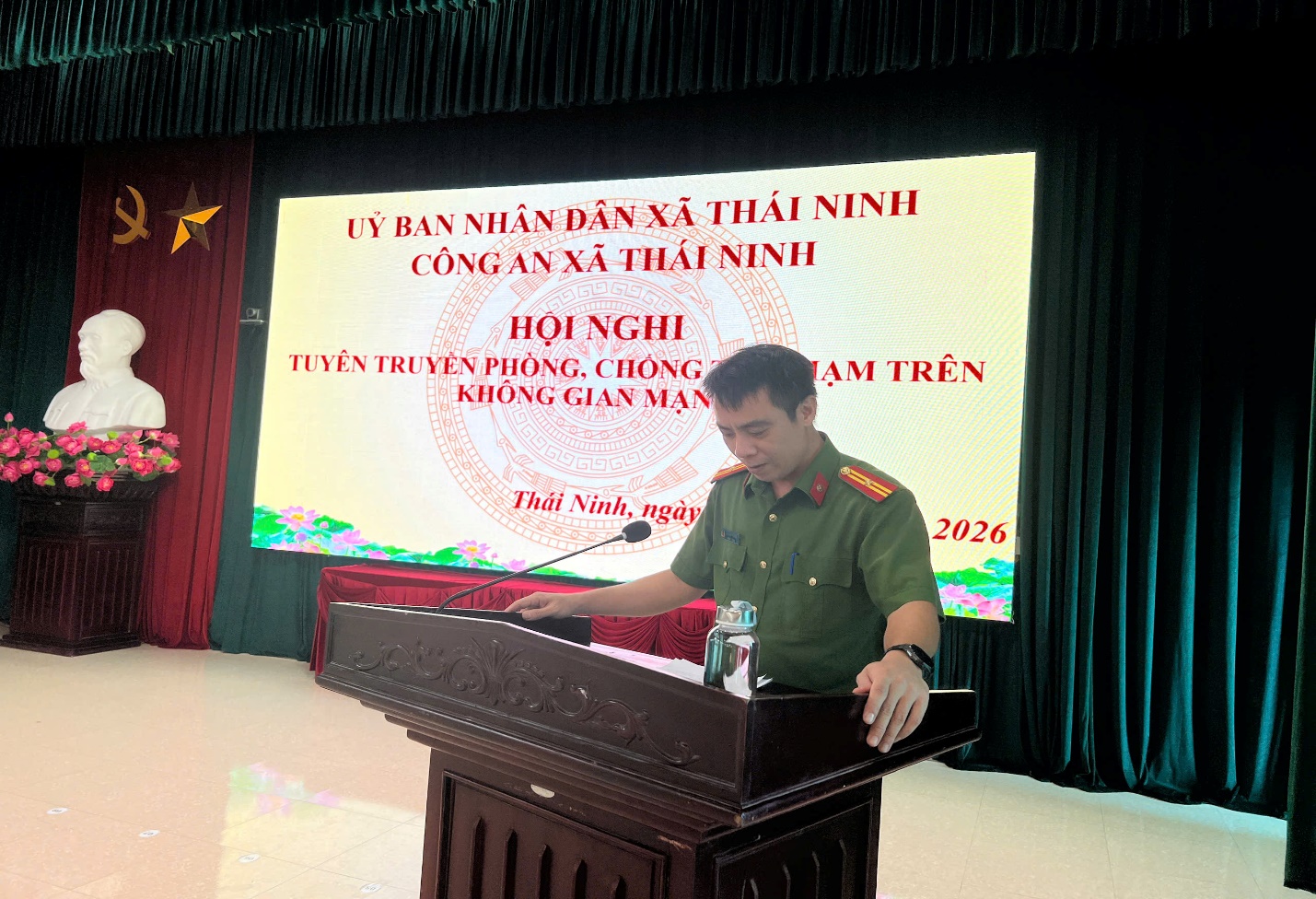 Công an xã Thái Ninh phối hợp tổ chức Hội nghị tuyên truyền phòng, chống tội phạm trên không gian mạng