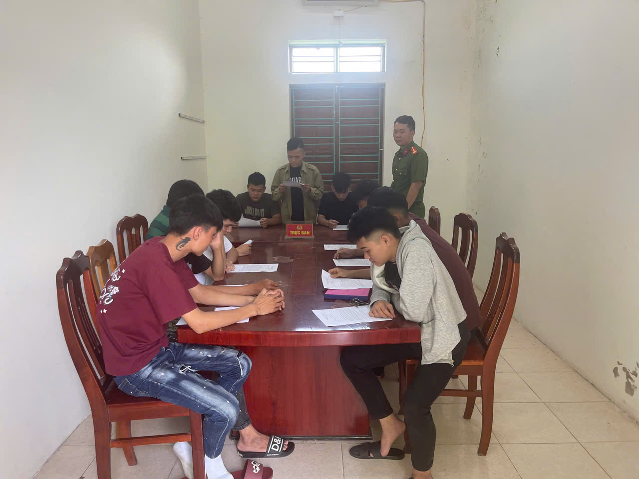 Công an xã Tiên La chủ động phòng ngừa, ngăn chặn vi phạm trong thanh nhiếu niên dịp nghỉ lễ Quốc khánh năm 2026