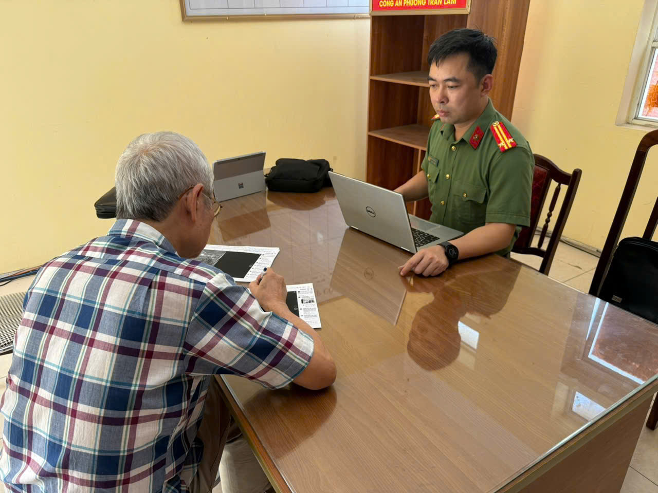Phòng An ninh kinh tế chủ động phát hiện, bóc gỡ trường hợp sử dụng mạng xã hội đăng tải thông tin xấu độc