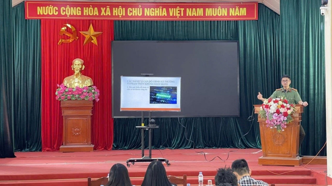 Phòng An ninh mạng - Công an tỉnh Hưng Yên: Phối hợp trao đổi, chia sẻ về công tác bảo đảm an toàn, an ninh mạng và bảo vệ bí mật nhà nước trong giai đoạn hiện nay