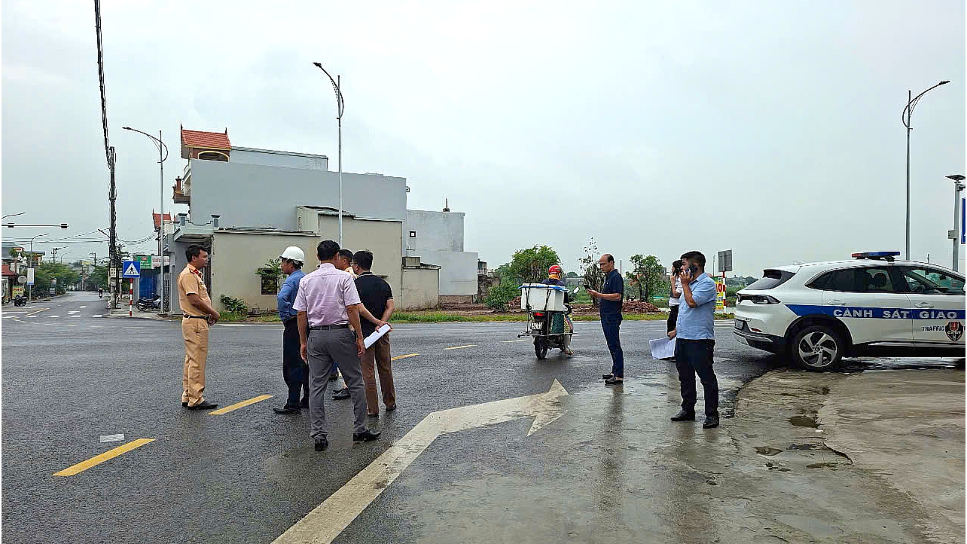 Chủ động tham mưu giải pháp bảo đảm an toàn giao thông tại các nút giao trên tuyến đường bộ ven biển