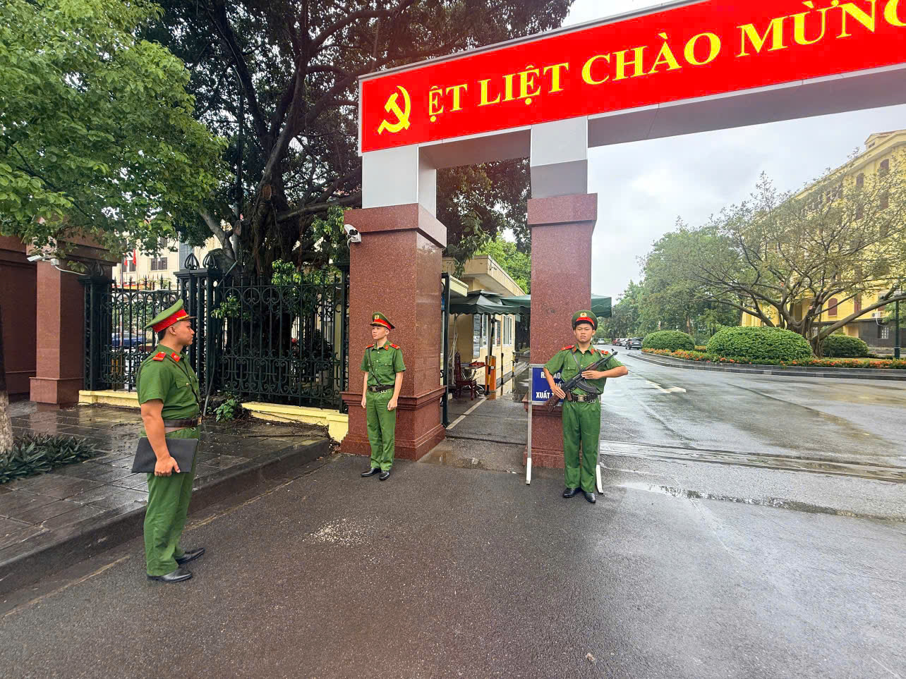 Chi đoàn đội Cảnh sát bảo vệ mục tiêu, Phòng cảnh sát cơ động trong công tác giáo dục, quản lý chiến sỹ nghĩa vụ.