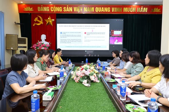 Ban Phụ nữ Công an tỉnh tham dự Hội nghị quán triệt thực hiện Điều lệ Hội và các nghị quyết chuyên đề của Trung ương Hội LHPN Việt Nam