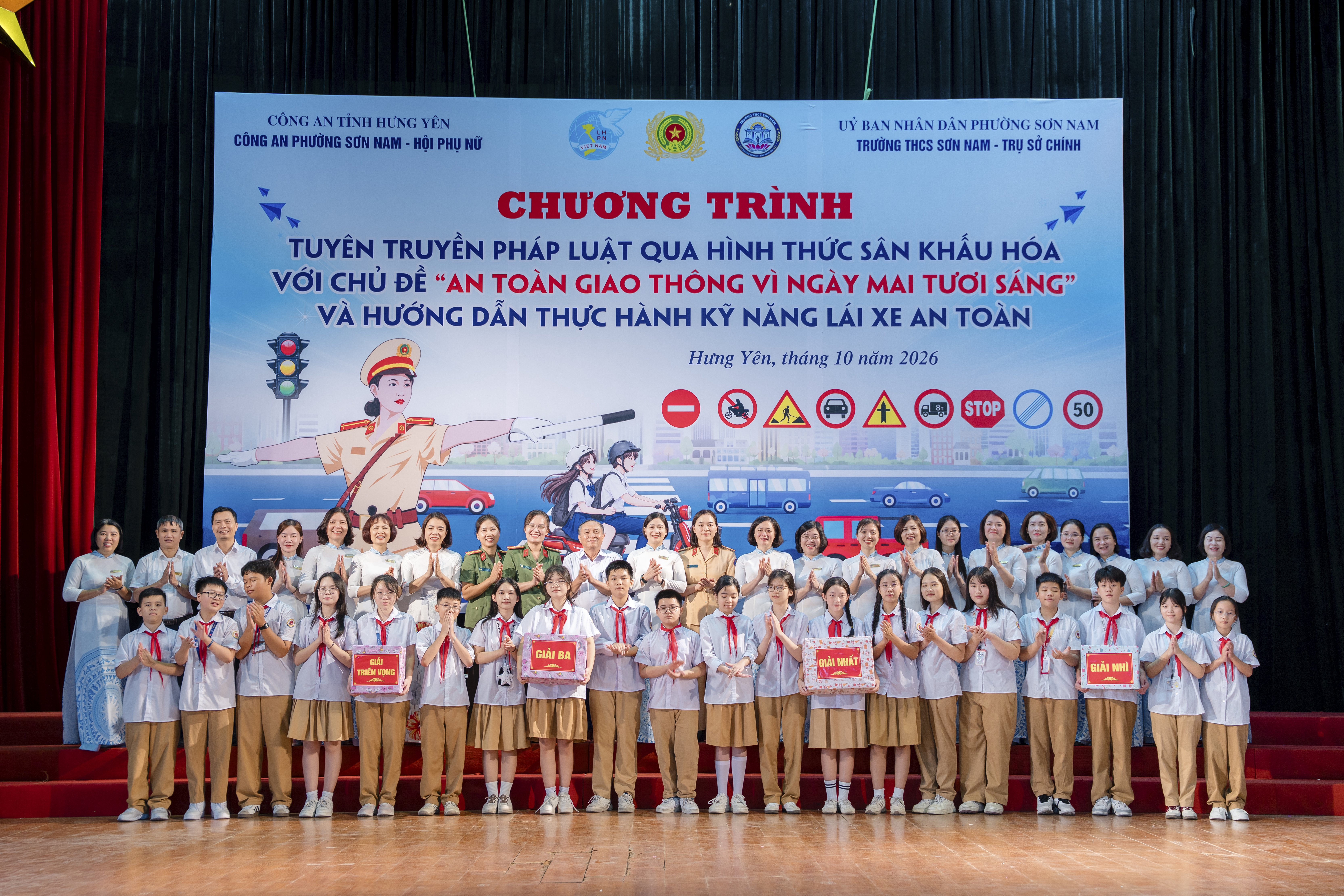 Công an tỉnh Hưng Yên quan tâm, chăm lo công tác khuyến học, khuyến tài, chung tay xây dựng xã hội học tập