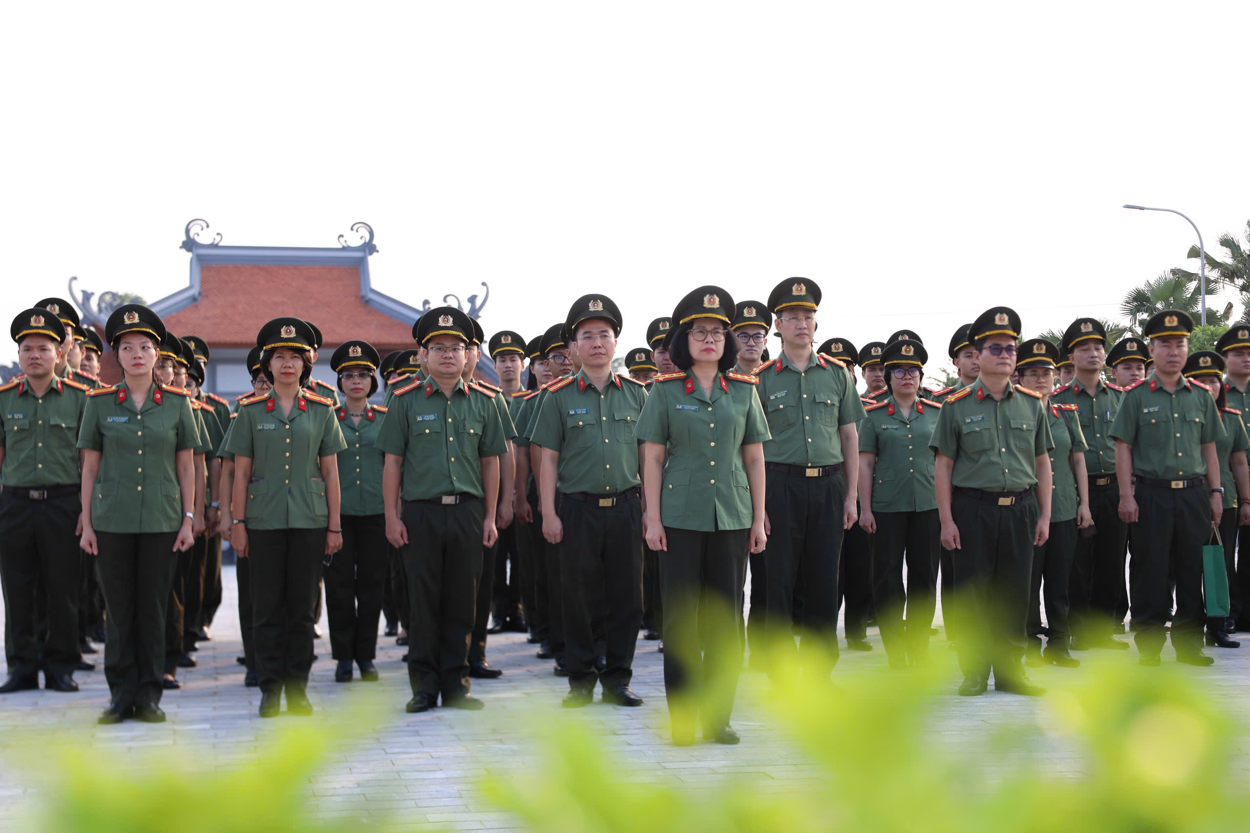 Cục Pháp chế và cải cách hành chính, tư pháp, Bộ Công an sinh hoạt chính trị tại Khu lưu niệm Anh hùng liệt sĩ CAND Bùi Thị Cúc