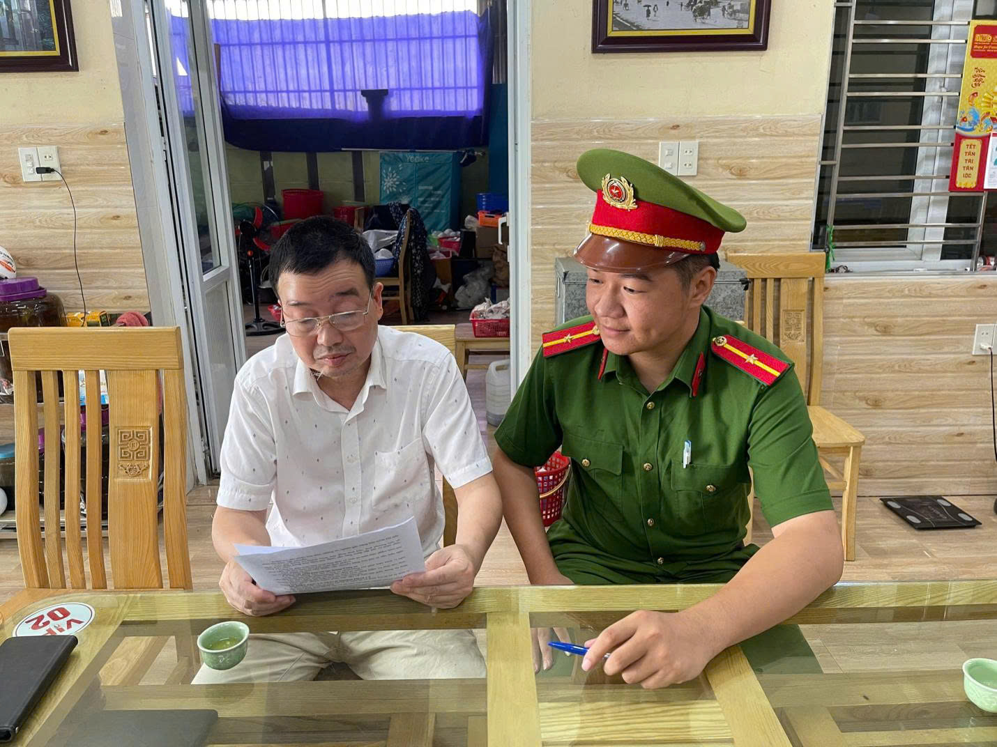 Công an xã Lê Quý Đôn tăng cường tuyên truyền, nâng cao ý thức chấp hành quy định về an toàn thực phẩm đối với các cơ sở kinh doanh dịch vụ ăn uống