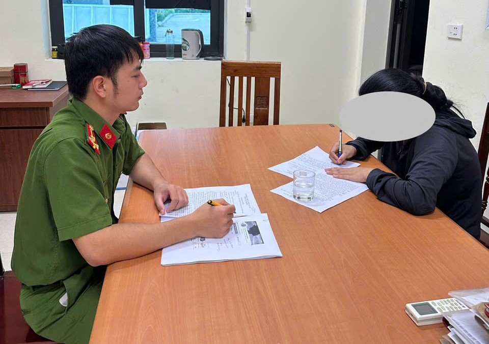 Công an xã Triệu Việt Vương phát hiện, xử lý trường hợp bình luận tiêu cực trên không gian mạng