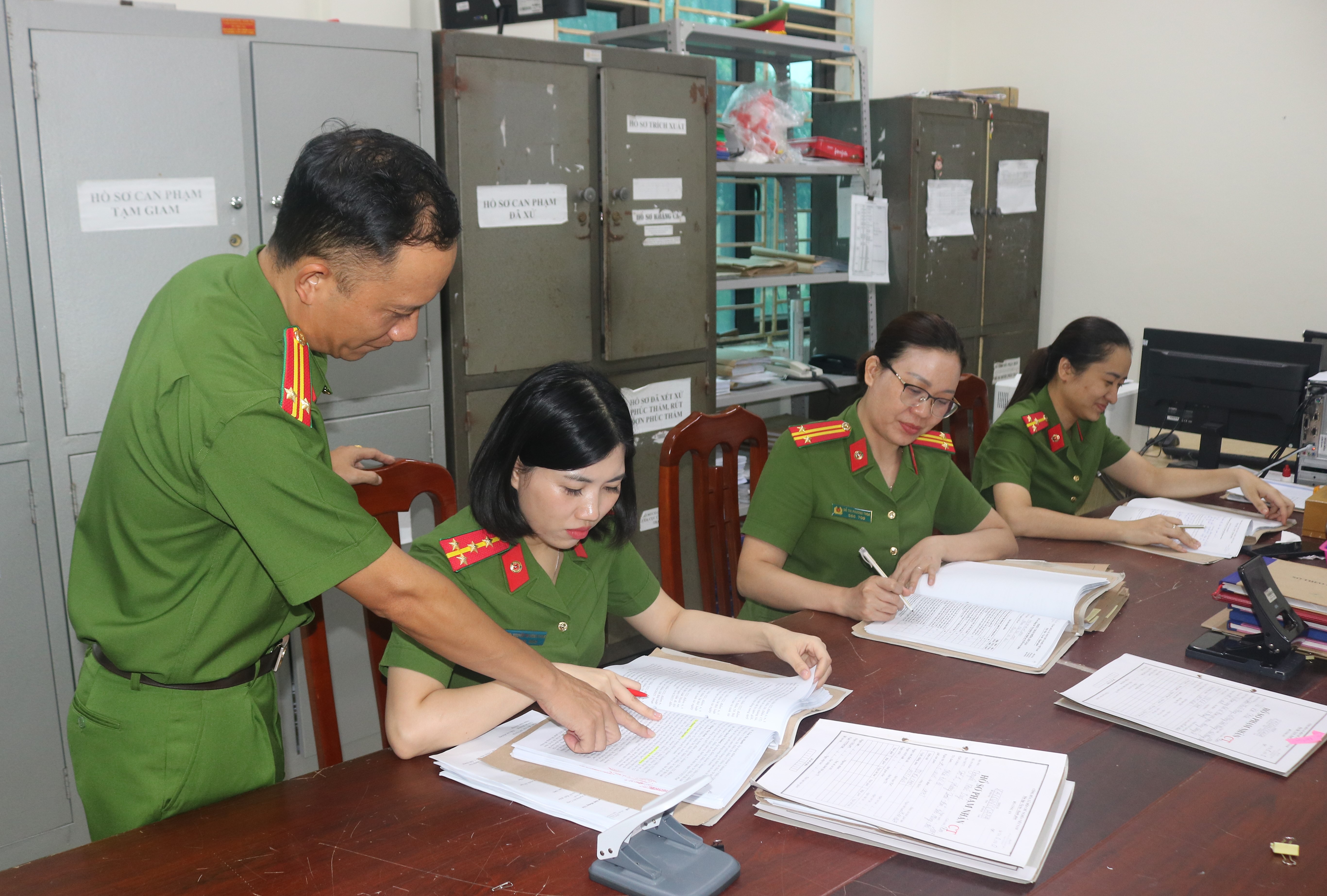 Trại Tạm giam số 2: Khẩn trương chuẩn bị công tác xét giảm thời hạn chấp hành án phạt tù dịp Quốc khánh 02/9