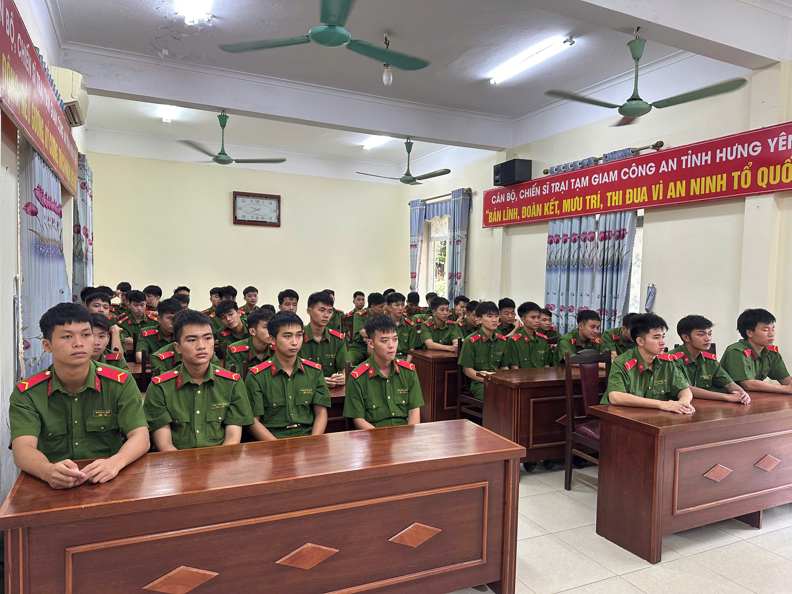 Tuổi trẻ Công an tỉnh tham gia học tập, nghiên cứu, quán triệt Nghị quyết Đại hội Đoàn toàn quốc lần thứ XIII, nhiệm kỳ 2026 - 2031