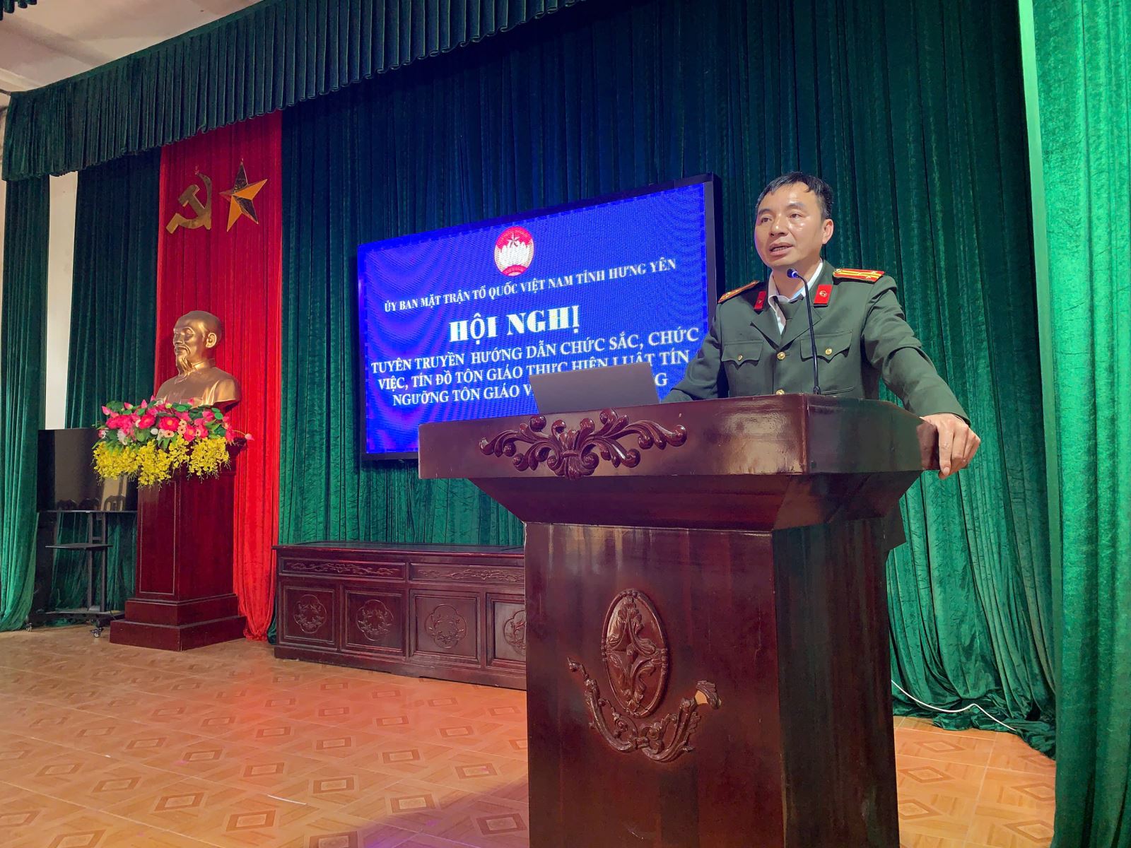 Phòng An ninh nội địa phối hợp hướng dẫn, tuyên truyền pháp luật cho chức sắc, chức việc tín đồ trong tôn giáo tại xã Nam Cường