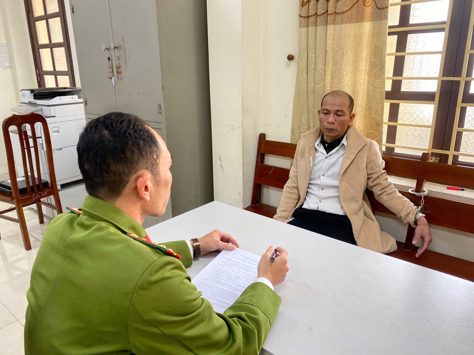 Công an xã Quỳnh Phụ bắt giữ đối tượng Tàng trữ trái phép chất ma túy