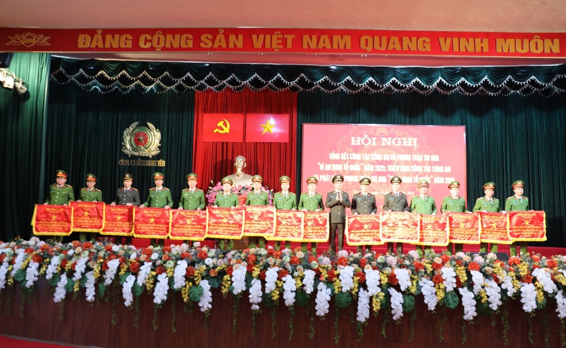 Công an xã Thư Trì:  Quyết tâm phấn đấu lập thành tích giữ vững danh hiệu đơn vị được Bộ Công an tặng cờ thi đua năm 2025
