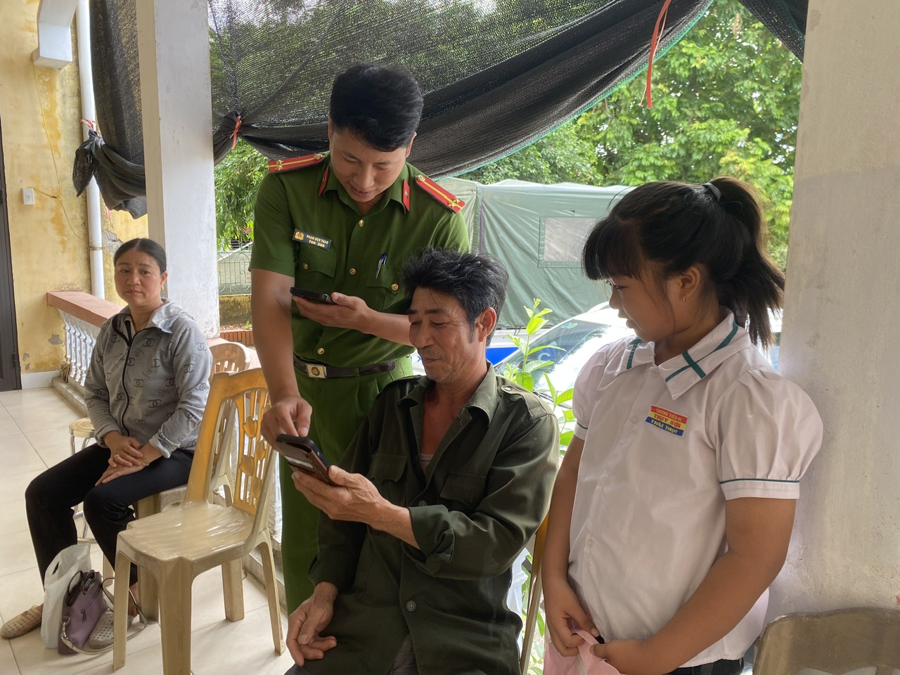 Công an xã Thụy Anh đẩy mạnh chuyển đổi số, nâng cao hiệu quả công tác, phục vụ tốt nhất nhu cầu của Nhân dân