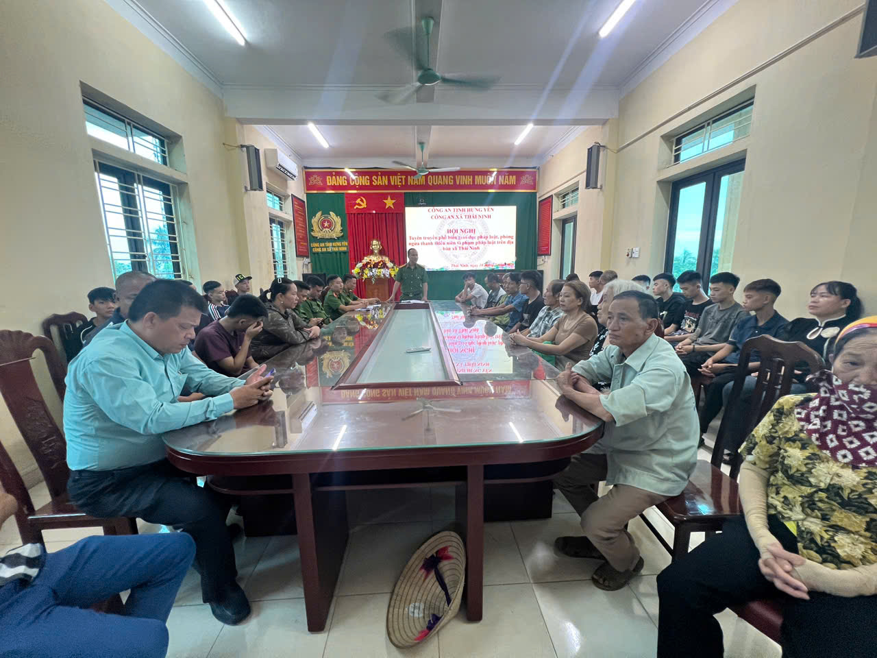 Công an xã Thái Ninh tổ chức Hội nghị tuyên truyền, phòng ngừa vi phạm pháp luật trong thanh thiếu niên.