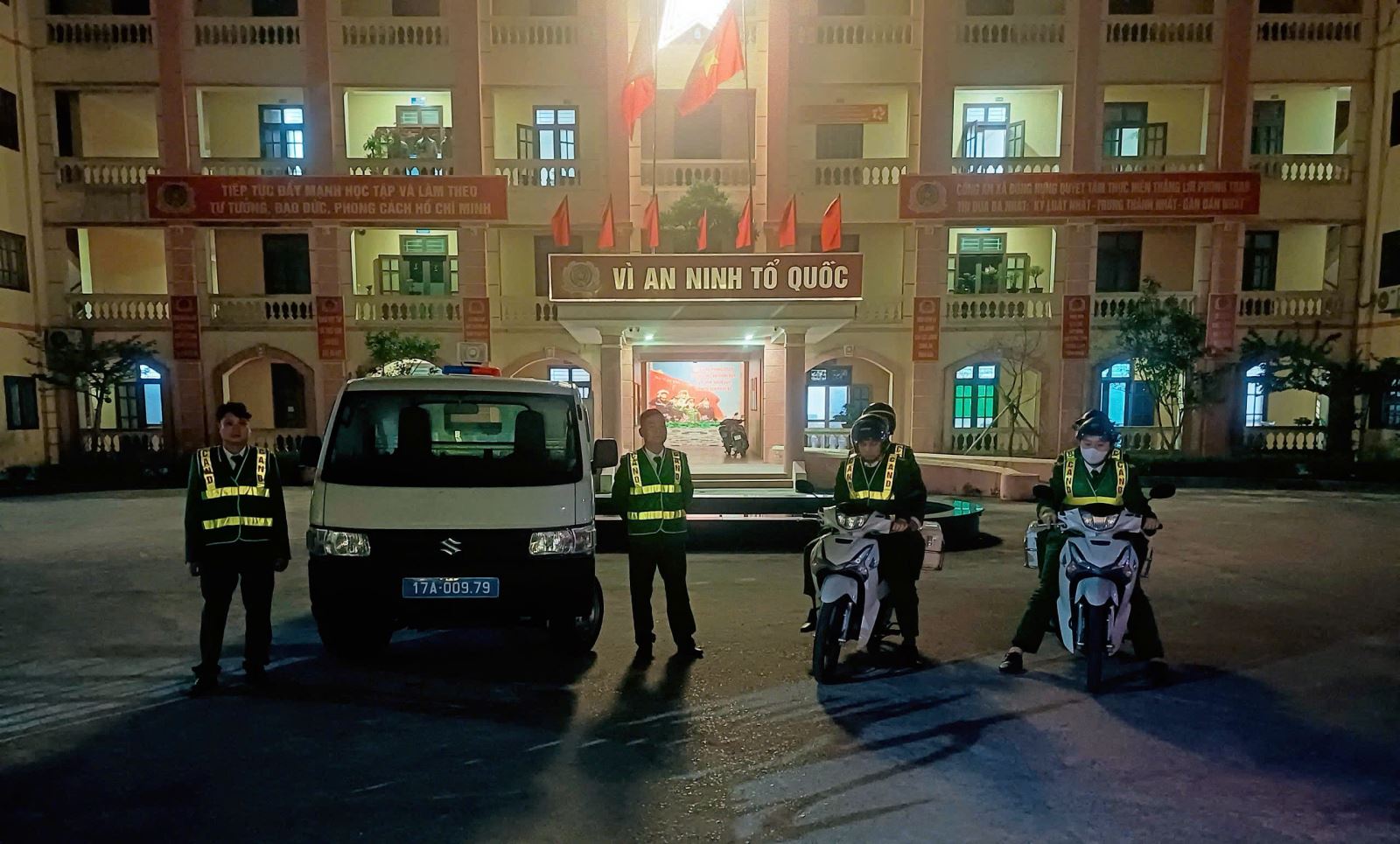 Công an xã Đông Hưng tăng cường tuần tra vũ trang, bảo đảm ANTT phục vụ Đại hội đại biểu toàn quốc lần thứ XIV của Đảng