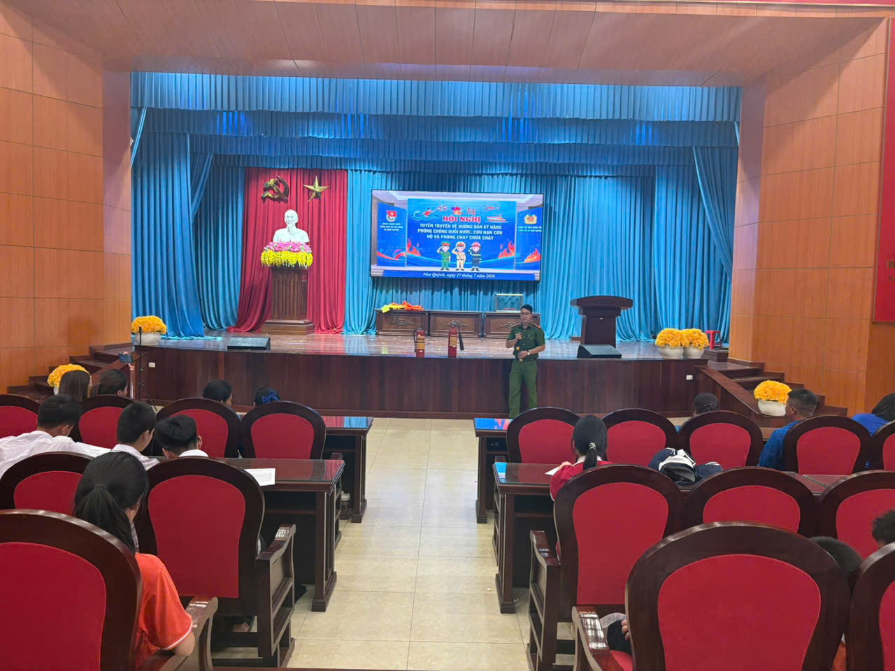 Công an xã Như Quỳnh tăng cường tuyên truyền về phòng cháy, chữa cháy và cứu nạn, cứu hộ trên địa bàn xã