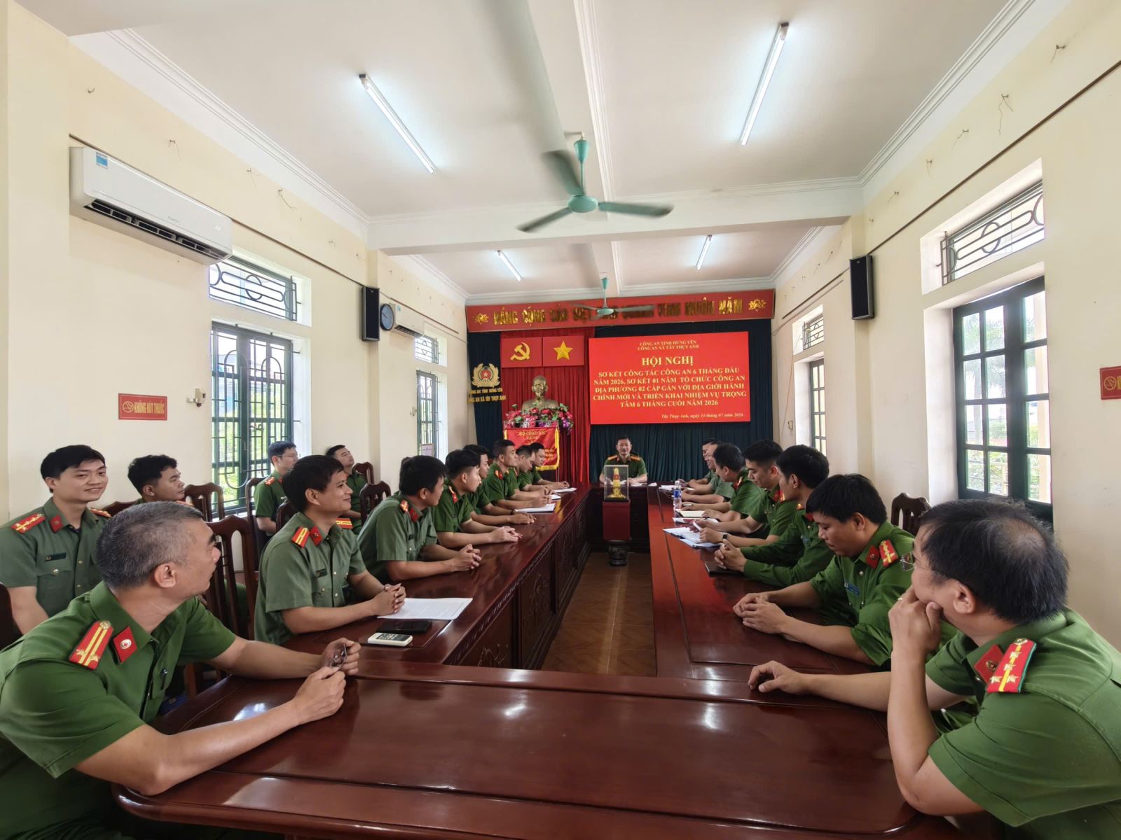 Công an xã Tây Thụy Anh tổ chức Hội nghị sơ kết công tác công an 6 tháng đầu năm 2026, sơ kết 01 năm tổ chức công an địa phương 02 cấp 