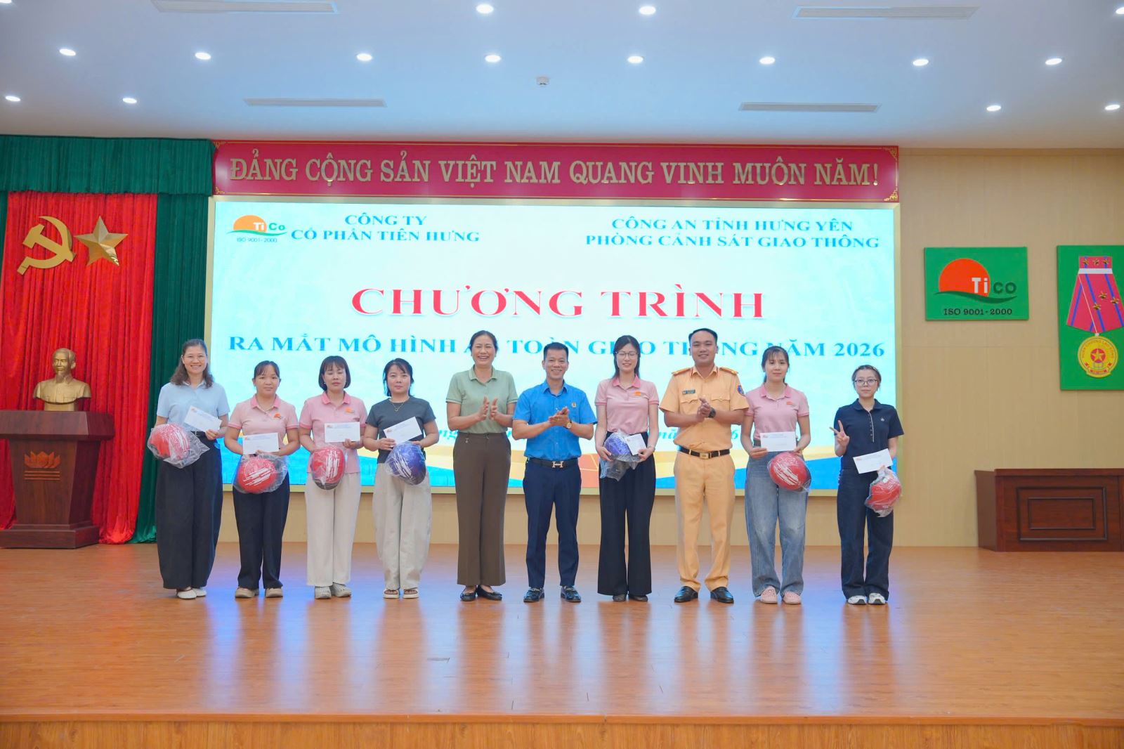 Ra mắt mô hình “Doanh nghiệp an toàn giao thông” tại Công ty cổ phần Tiên Hưng, tỉnh Hưng Yên
