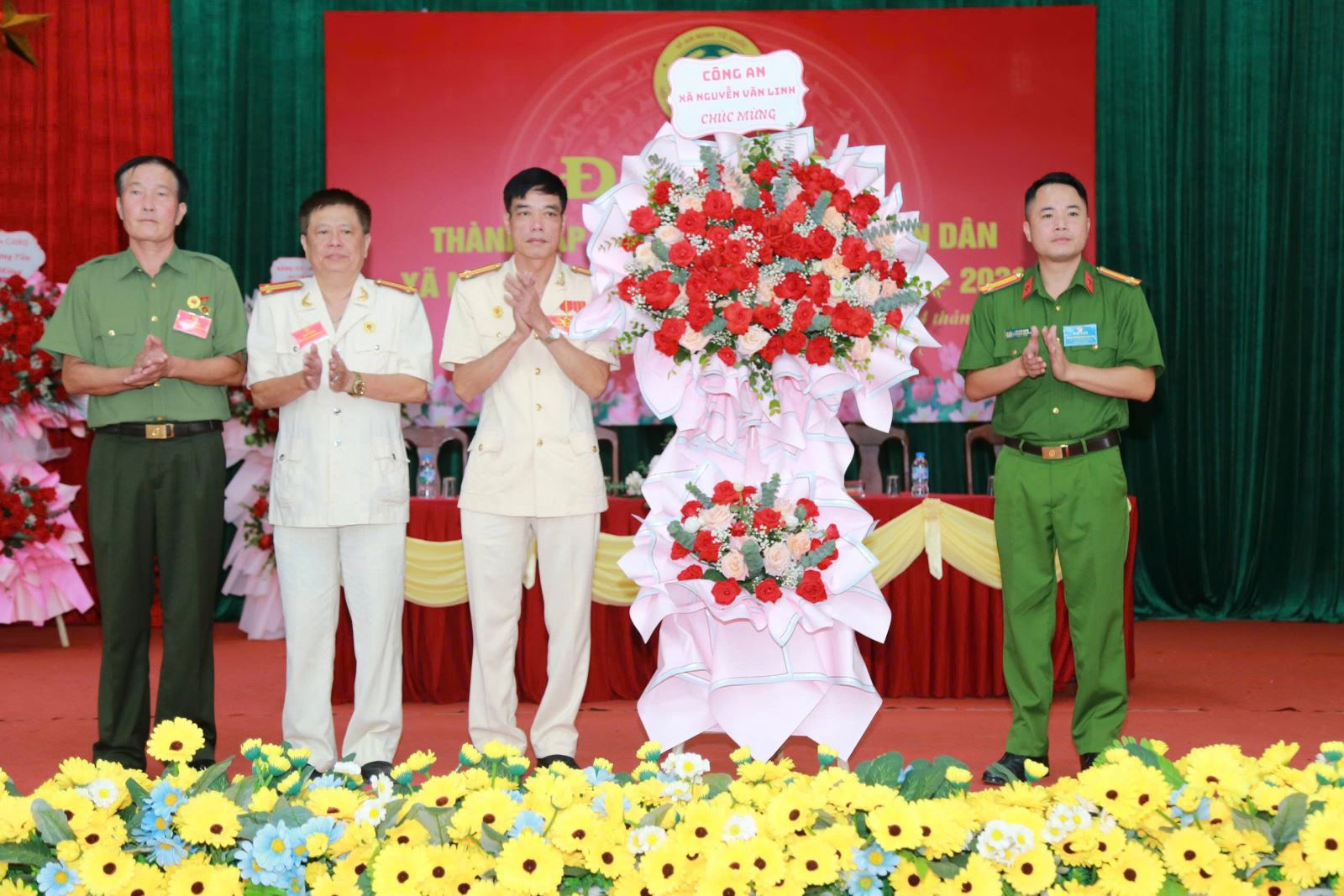 Công an xã Nguyễn Văn Linh tham mưu tổ chức thành công Đại hội thành lập Hội Cựu Công an nhân dân xã nhiệm kỳ 2026-2031