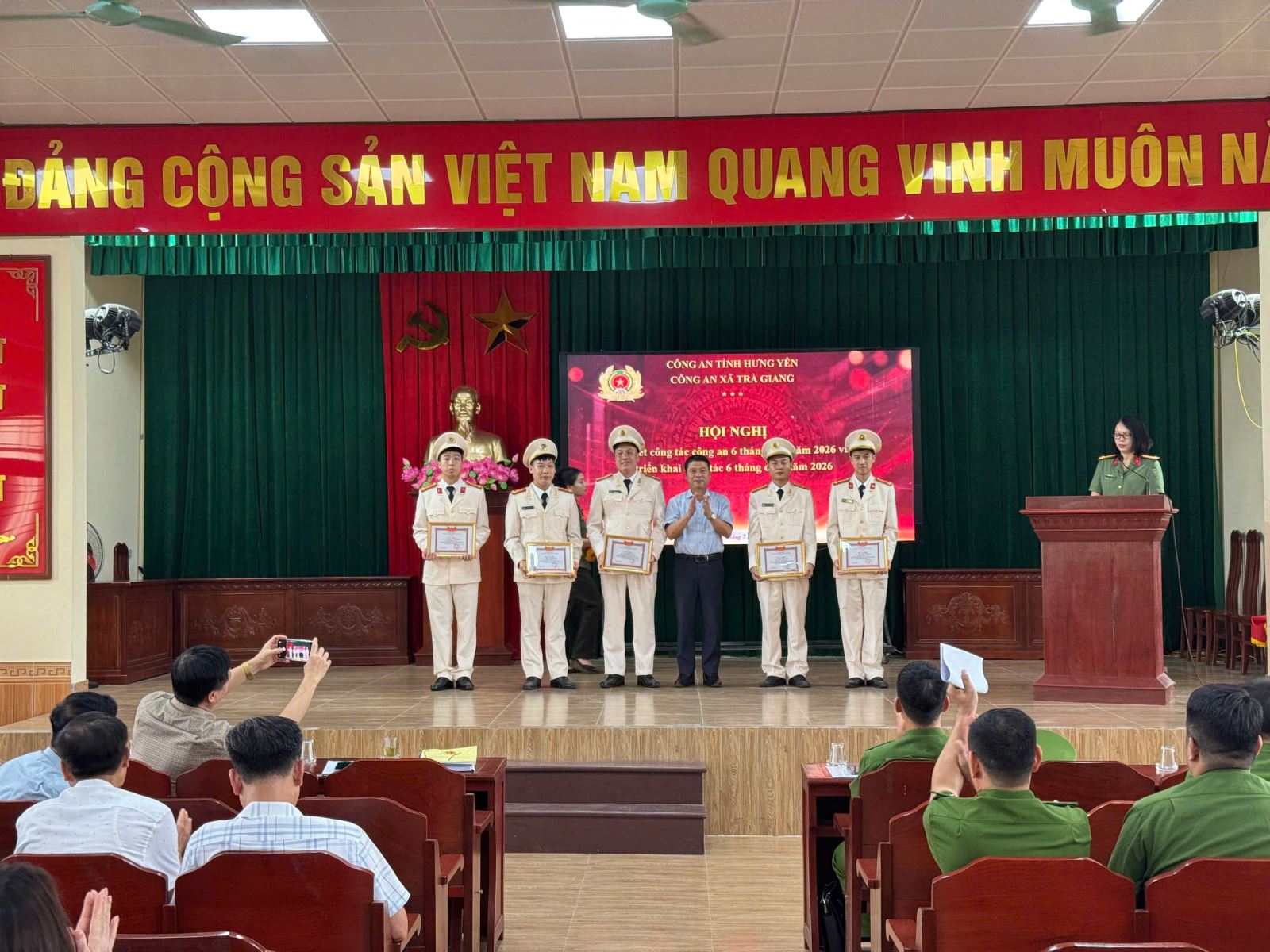 Công an xã Trà Giang tổ chức Hội nghị sơ kết công tác Công an 6 tháng đầu năm, triển khai nhiệm vụ 6 tháng cuối năm 2026