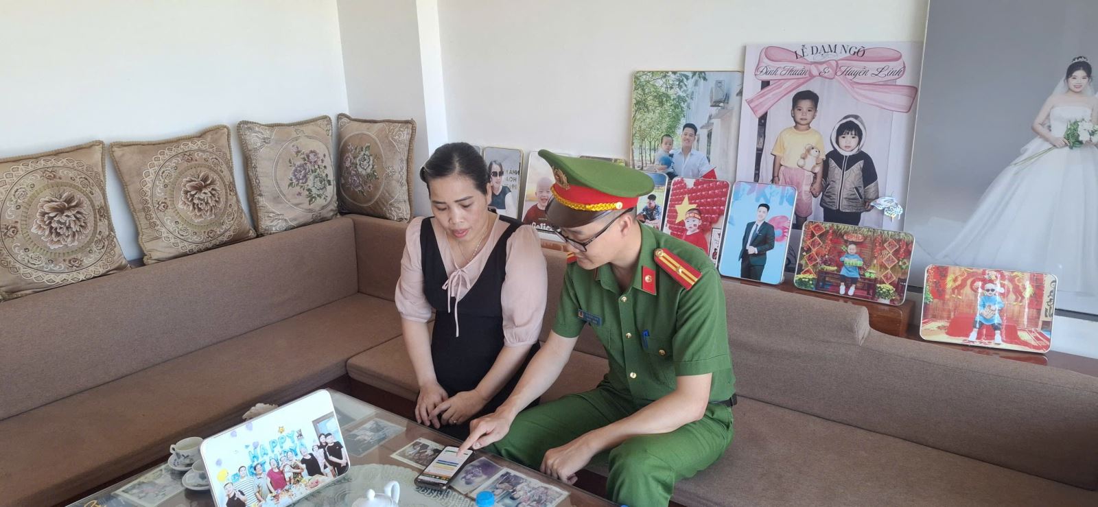 Công an xã Đoàn Đào tăng cường tuyên truyền, công tác quản lý lưu trú trên hệ thống phần mềm dùng chung của Bộ Công an