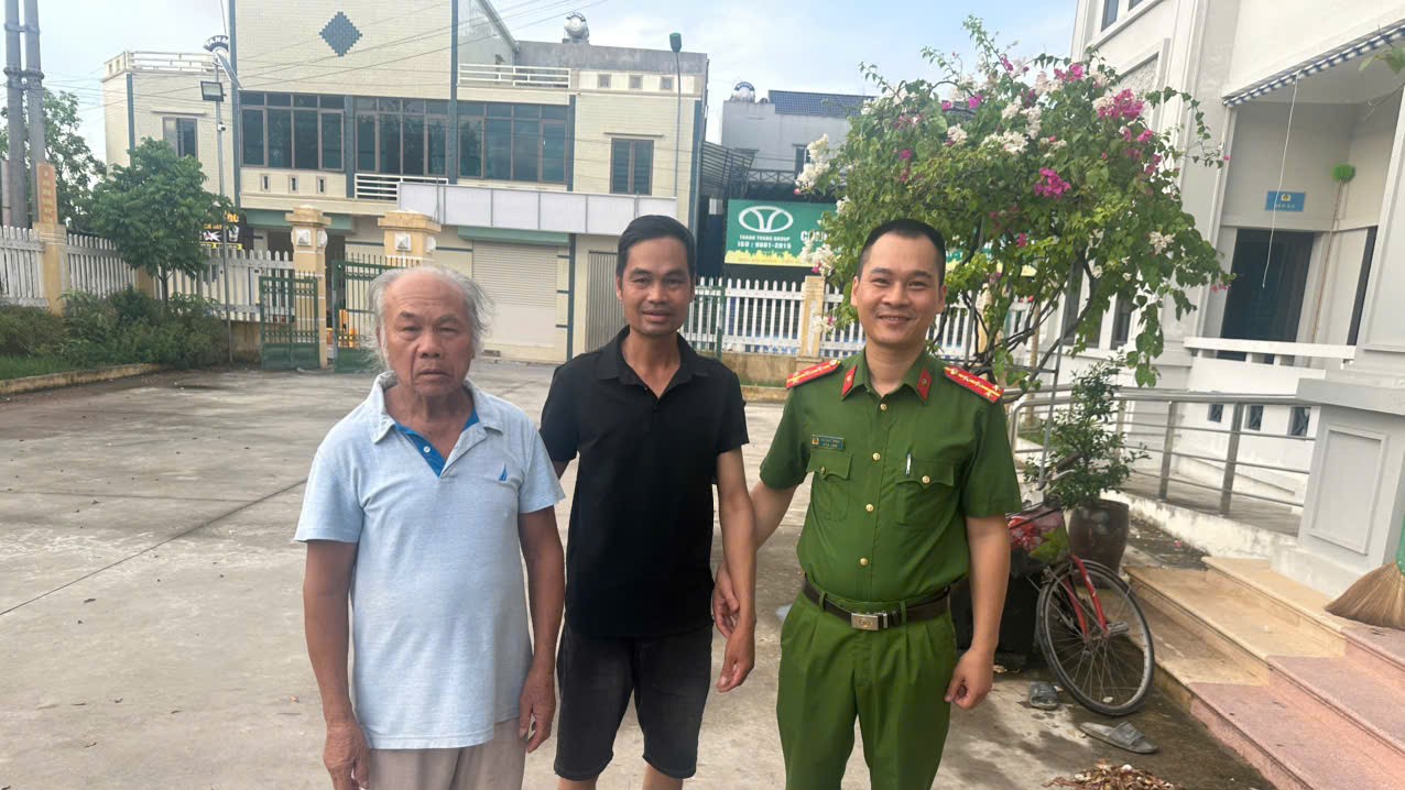 Công an xã Ái Quốc kịp thời hỗ trợ cụ ông đi lạc về với gia đình