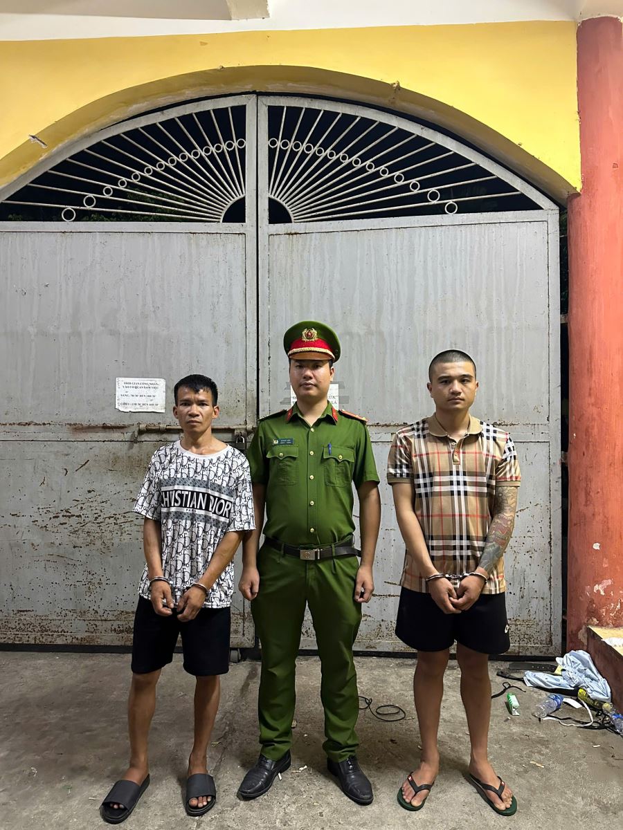 Công an xã Tân Hưng lập chiến công ngày đầu ra quân cao điểm tấn công trấn áp tội phạm về ma túy