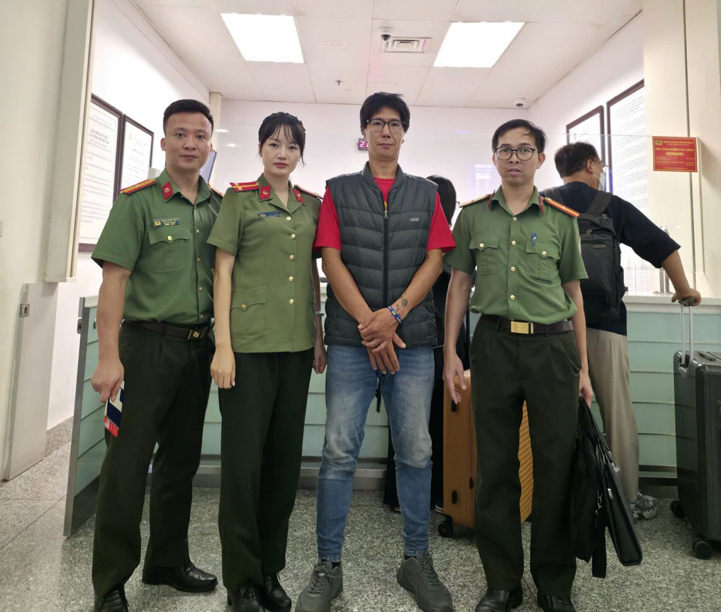 Phát triển kinh tế tư nhân gắn liền với công tác bảo đảm an ninh  lĩnh vực xuất nhập cảnh trên địa bàn tỉnh Hưng Yên