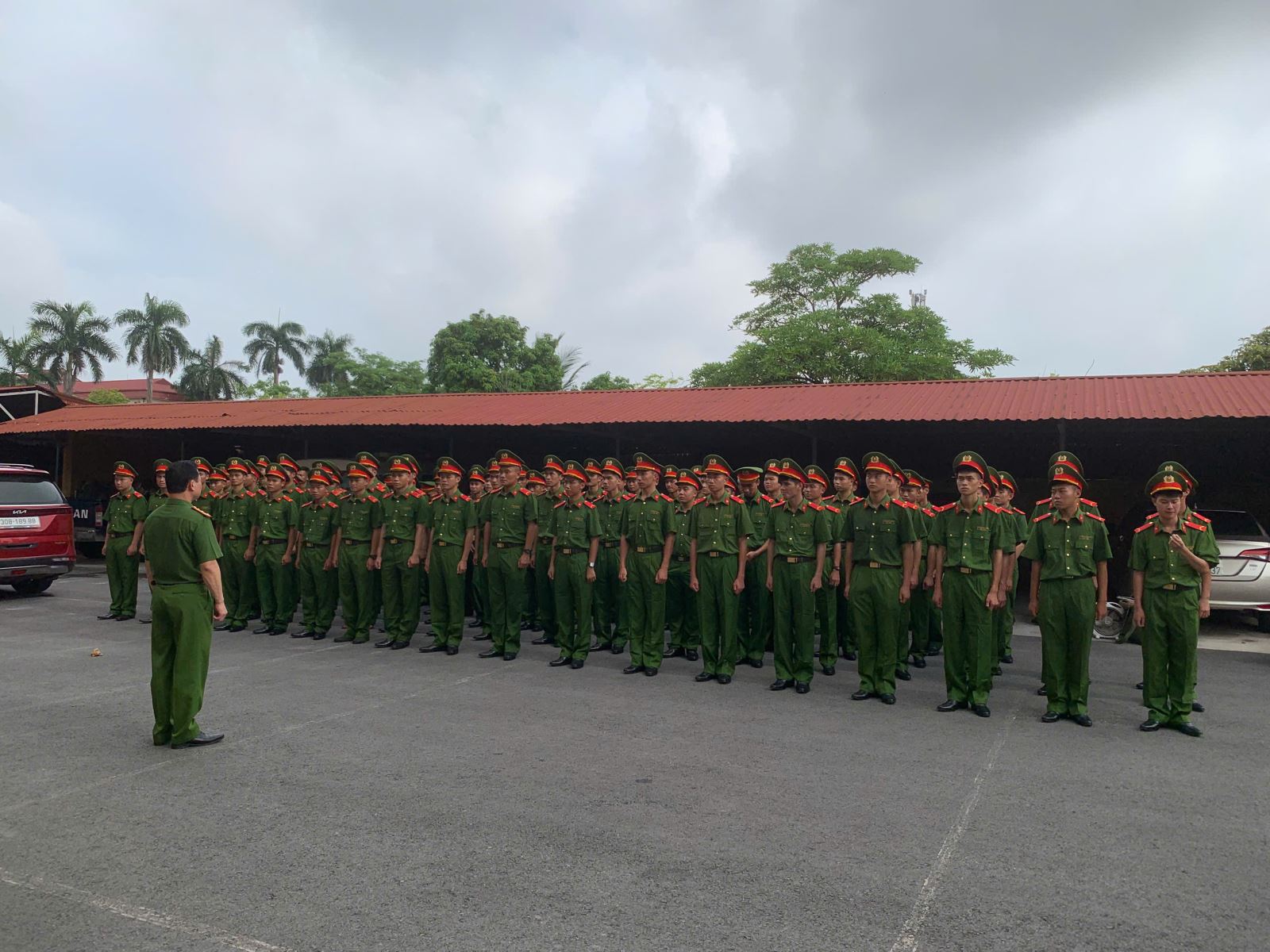 Phòng Cảnh sát cơ động - Công an tỉnh Hưng Yên tiếp nhận chiến sỹ nghĩa vụ mới