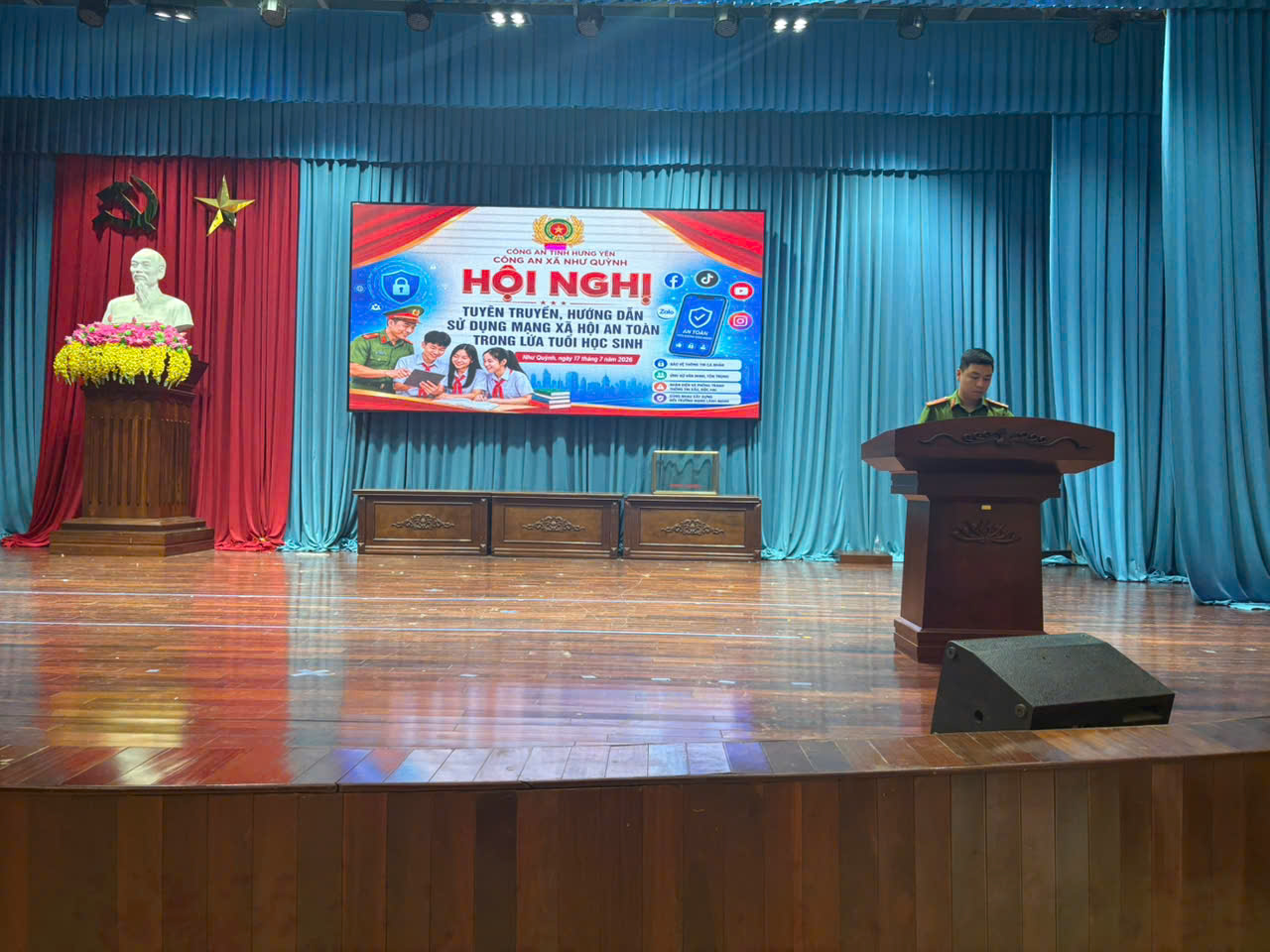 Công an xã Như Quỳnh tổ chức Hội nghị tuyên truyền, hướng dẫn sử dụng mạng xã hội an toàn trong lứa tuổi học sinh