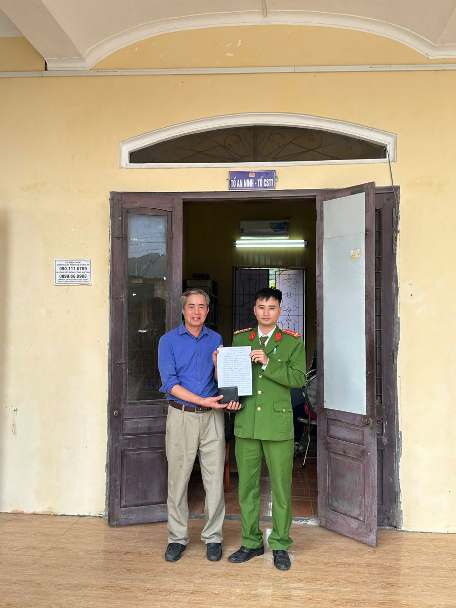 Người dân gửi thư cảm ơn Công an xã Nguyễn Du sau khi nhận lại tài sản đánh rơi