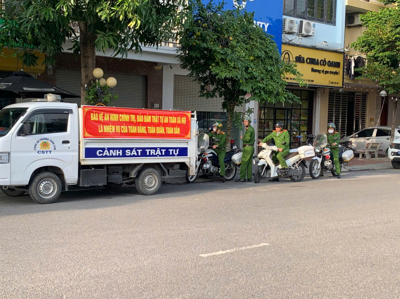 Công an phường Trần Lãm: Quyết liệt ra quân đảm bảo trật tự đô thị trên địa bàn
