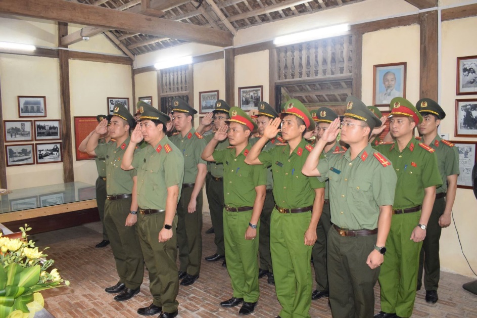 Giáo dục đạo đức, lối sống cho đoàn viên, thanh niên Công an tỉnh Hưng Yên trong giai đoạn hiện nay