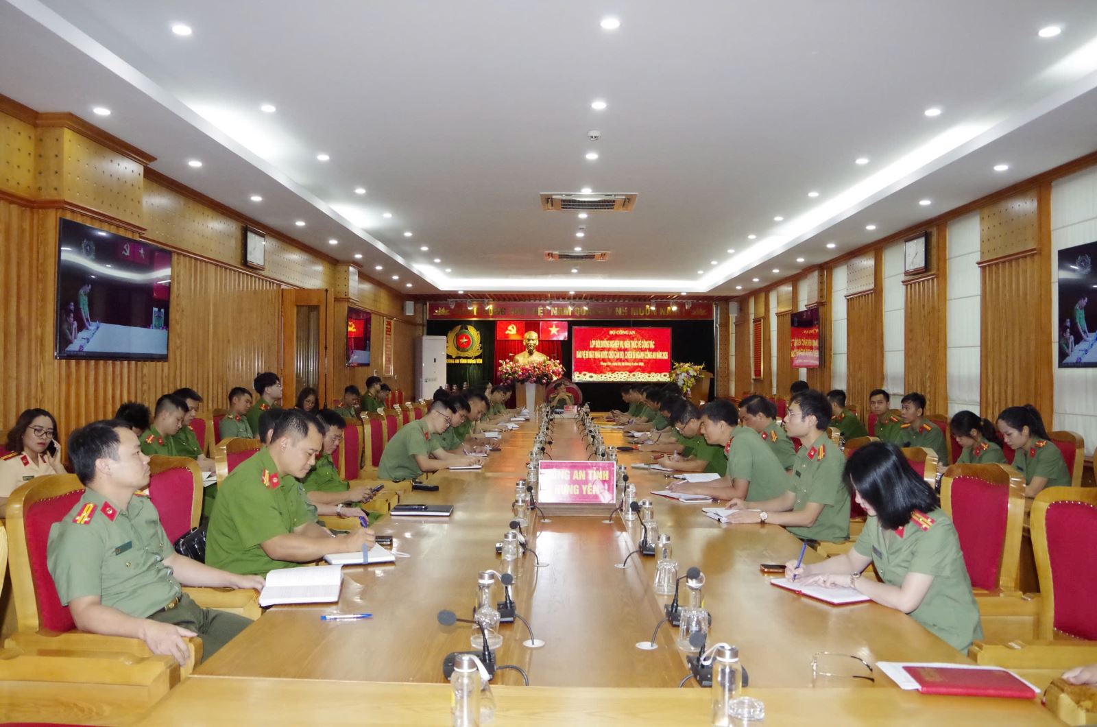 Bộ Công an tổ chức Lớp bồi dưỡng nghiệp vụ, kiến thức về công tác bảo vệ bí mật nhà nước cho cán bộ, chiến sĩ ngành Công an năm 2026