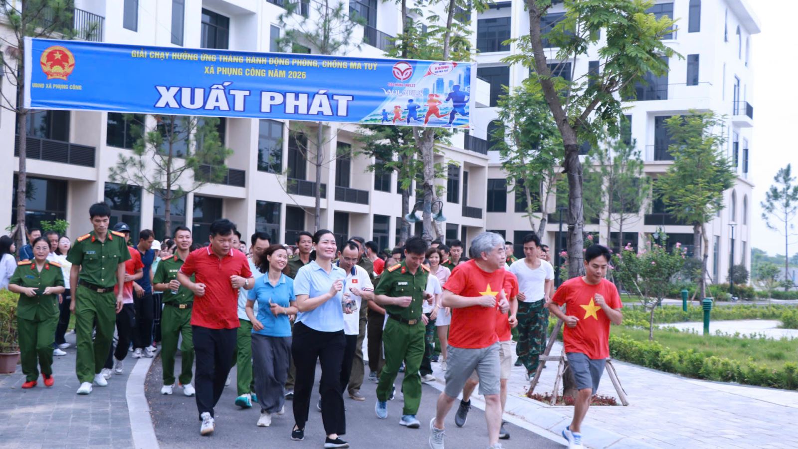 Công an xã Phụng Công tham mưu tổ chức hiệu quả giải chạy hưởng ứng xây dựng xã không ma túy