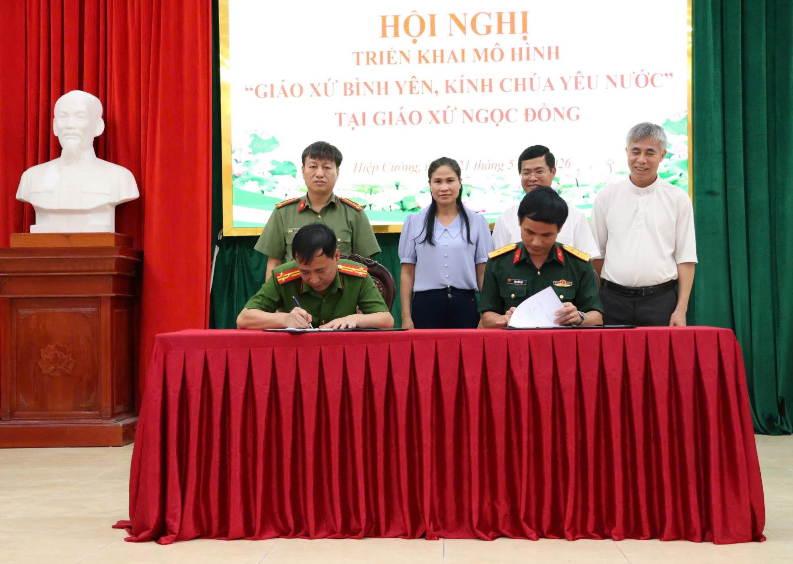 Triển khai mô hình “ Giáo xứ bình yên, kính Chúa yêu nước”  tại Giáo xứ Ngọc Đồng