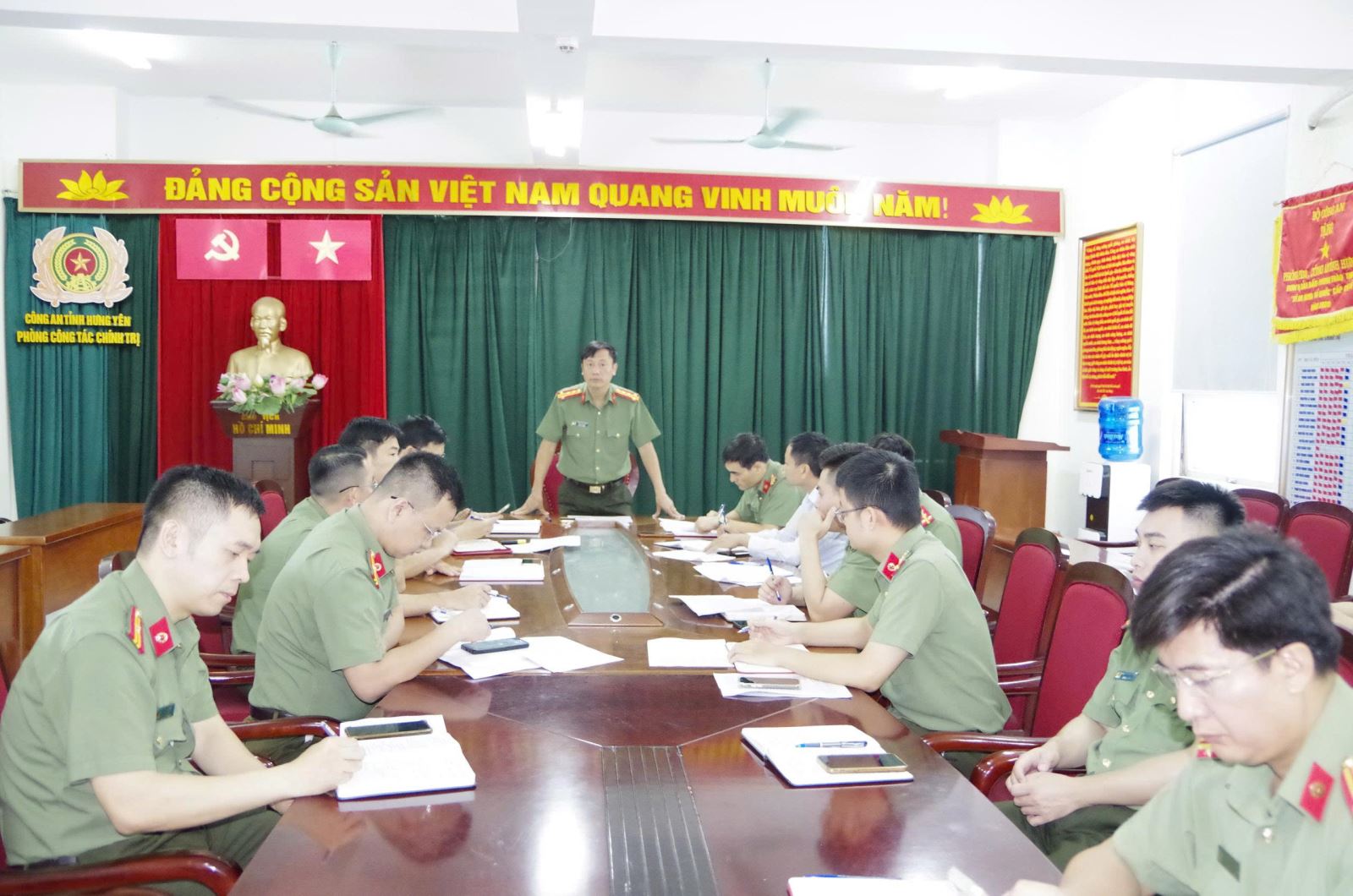 Ban Chỉ đạo sưu tầm tài liệu, hiện vật của Anh hùng liệt sĩ Công an nhân dân Bùi Thị Cúc họp triển khai nhiệm vụ