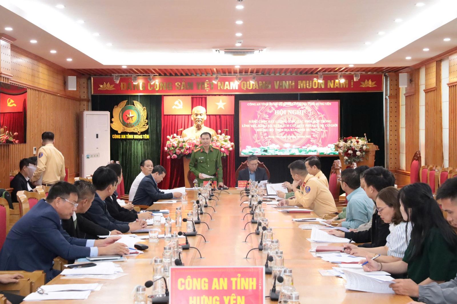 Công an tỉnh Hưng Yên: Tổ chức Hội nghị nâng cao chất lượng phối hợp trong lĩnh vực đào tạo, sát hạch cấp giấy phép lái xe cơ giới đường bộ trên địa bàn tỉnh