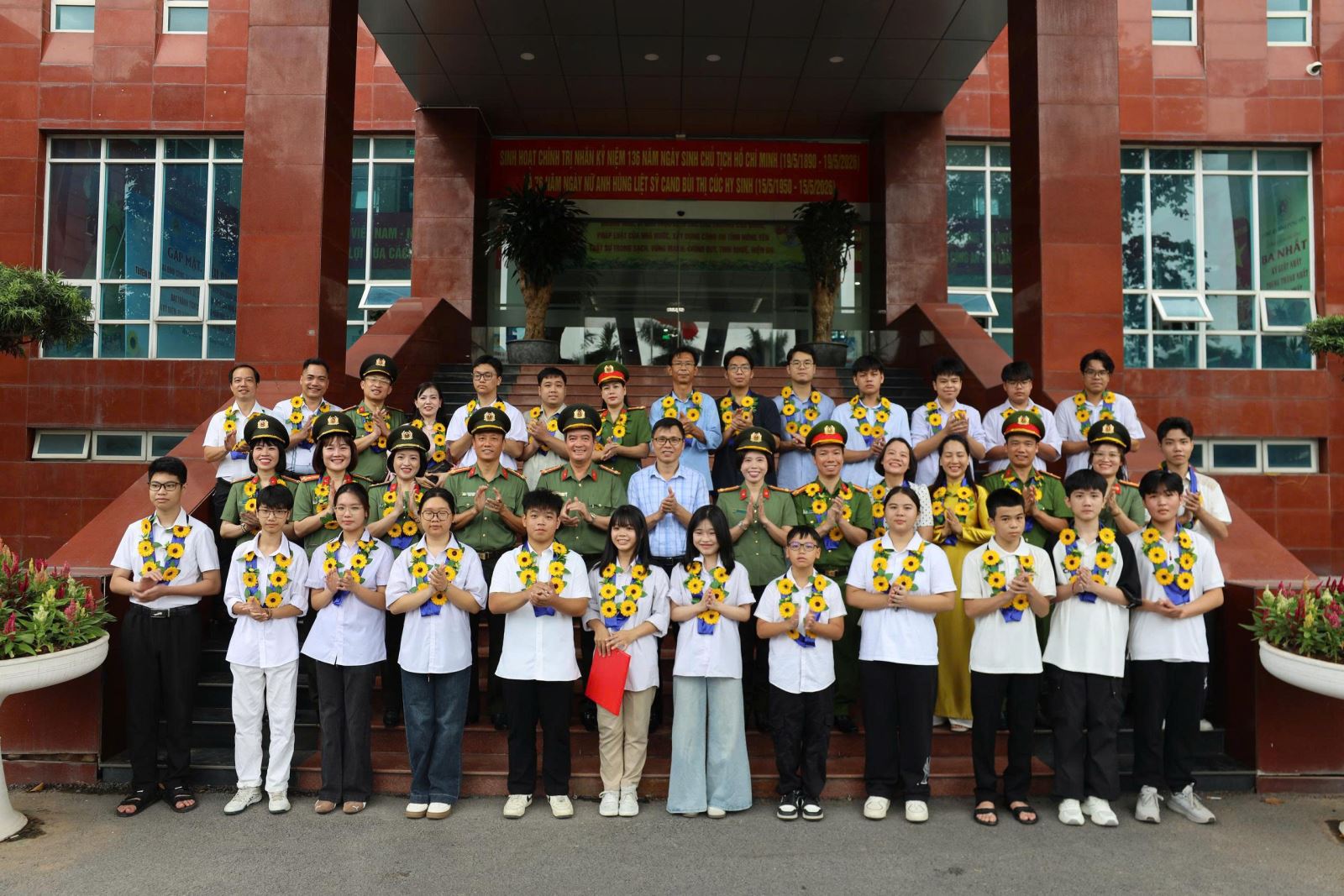 Công an tỉnh Hưng Yên triển khai nhiều hoạt động  hưởng ứng Tháng hành động quốc gia về phòng, chống bạo lực gia đình, Tháng hành động vì trẻ em năm 2026 và kỷ niệm 25 năm Ngày Gia đình Việt Nam