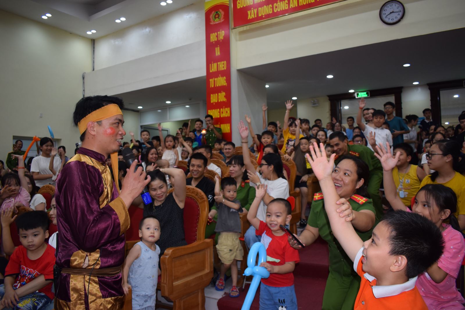 Công an tỉnh Hưng Yên: Tổ chức “Đêm hội trăng rằm”